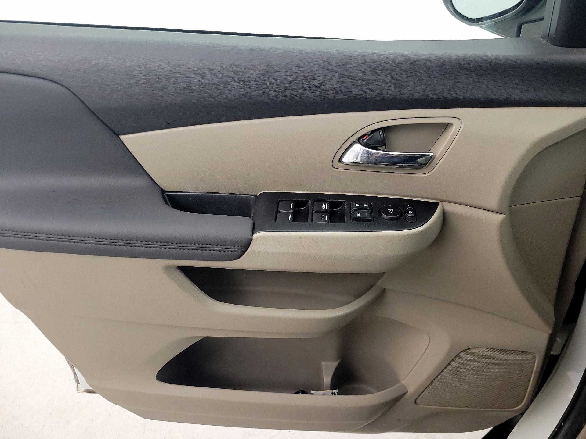 Thumbnail: 2014 Honda Odyssey - 12