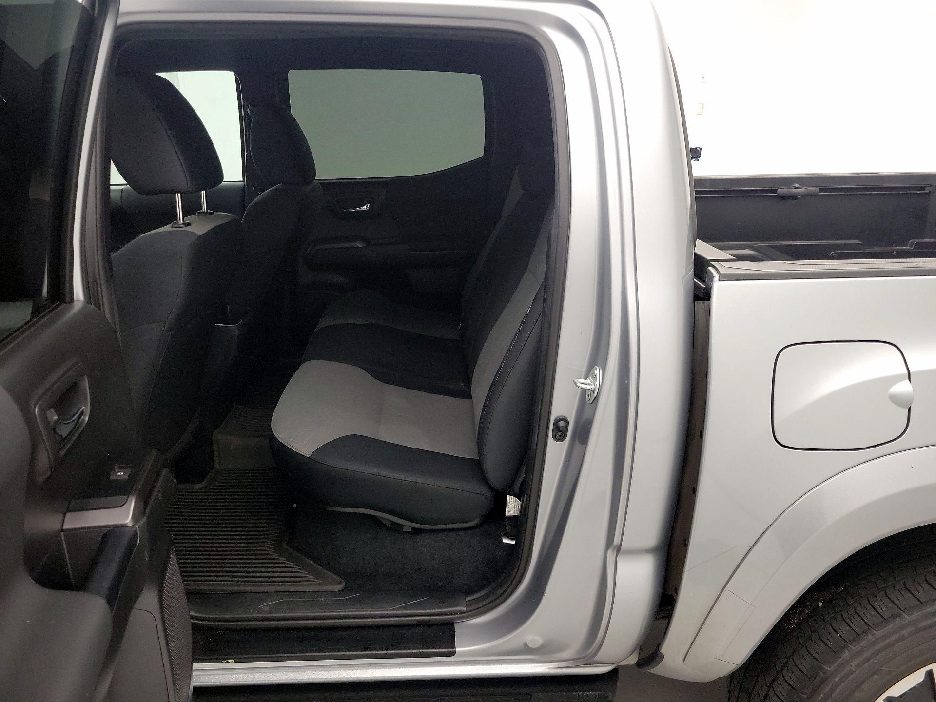 Thumbnail: 2022 Toyota Tacoma - 20