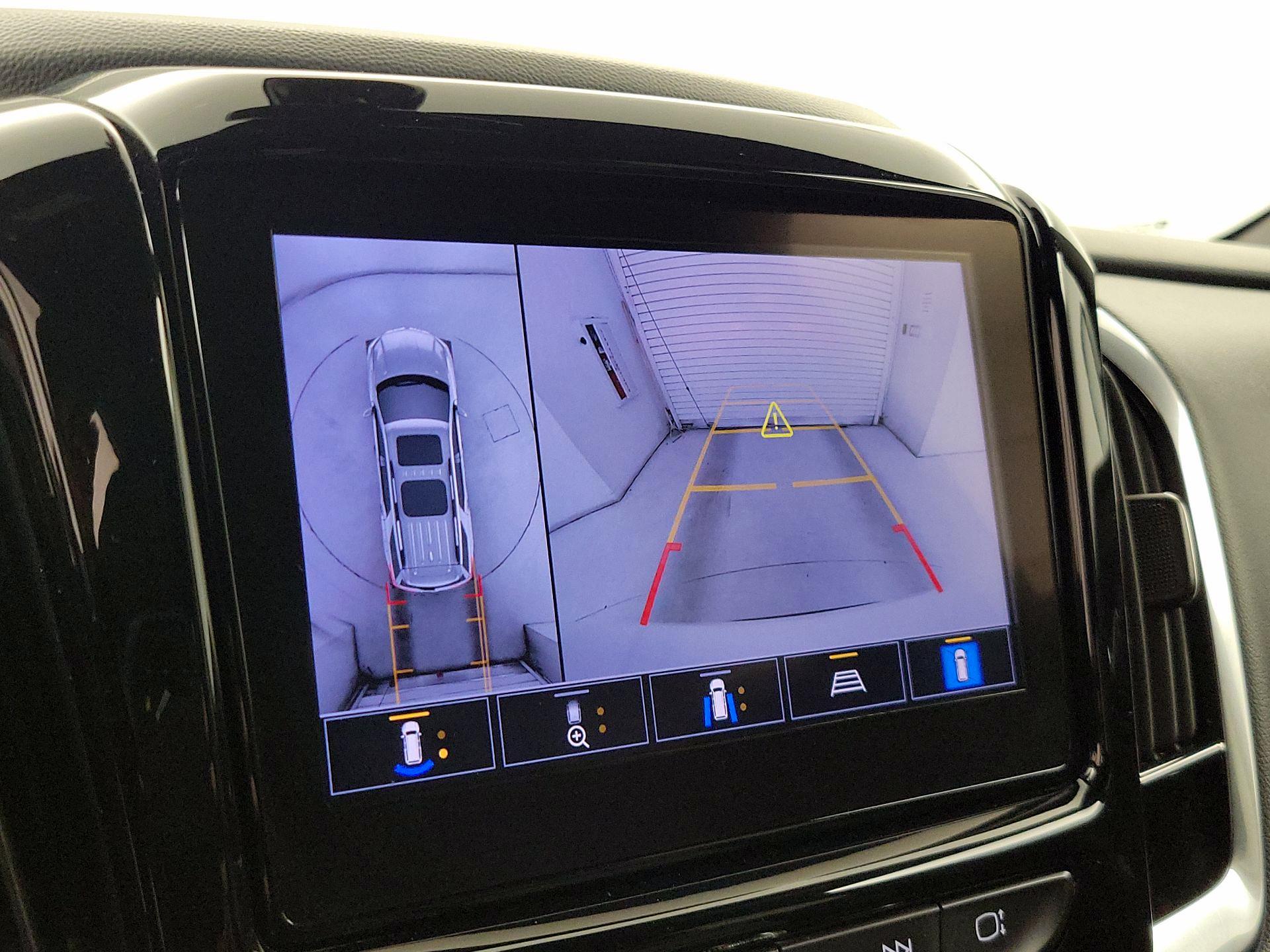 Thumbnail: 2022 Chevrolet Traverse - 15