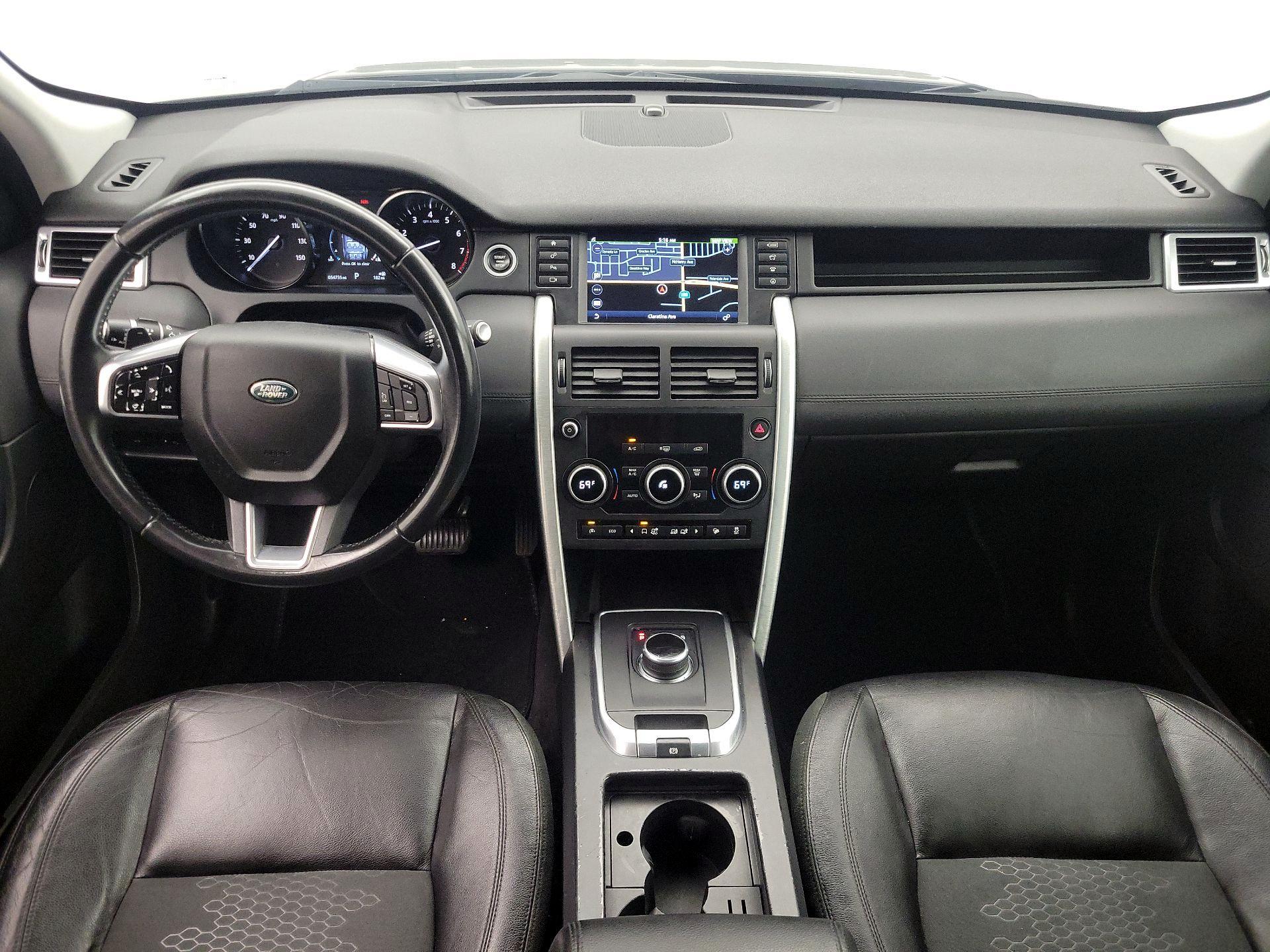 Thumbnail: 2017 Land Rover Discovery Sport - 9
