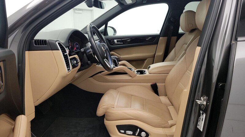 2019 Porsche Cayenne  11