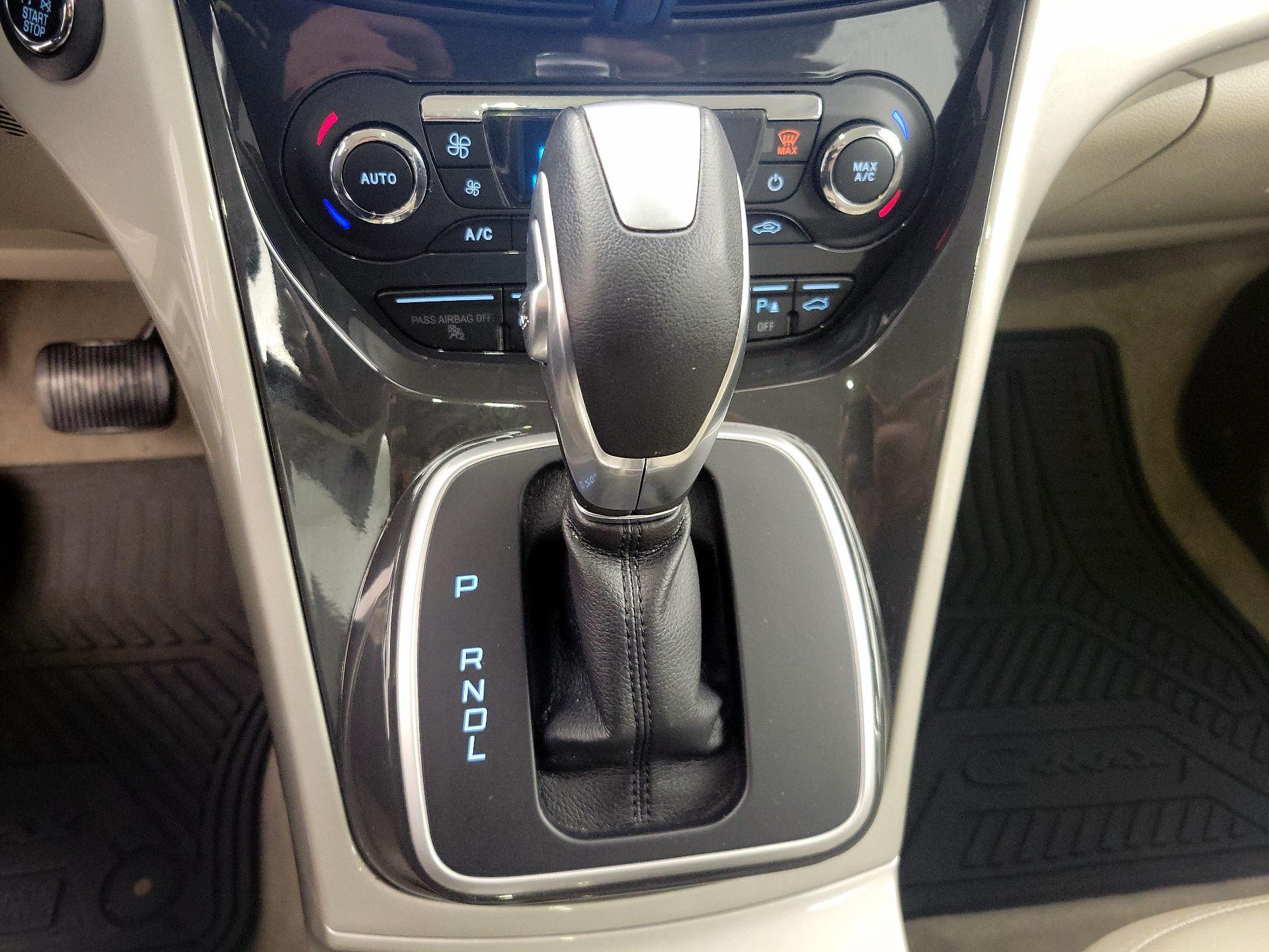 Thumbnail: 2016 Ford C-Max - 18