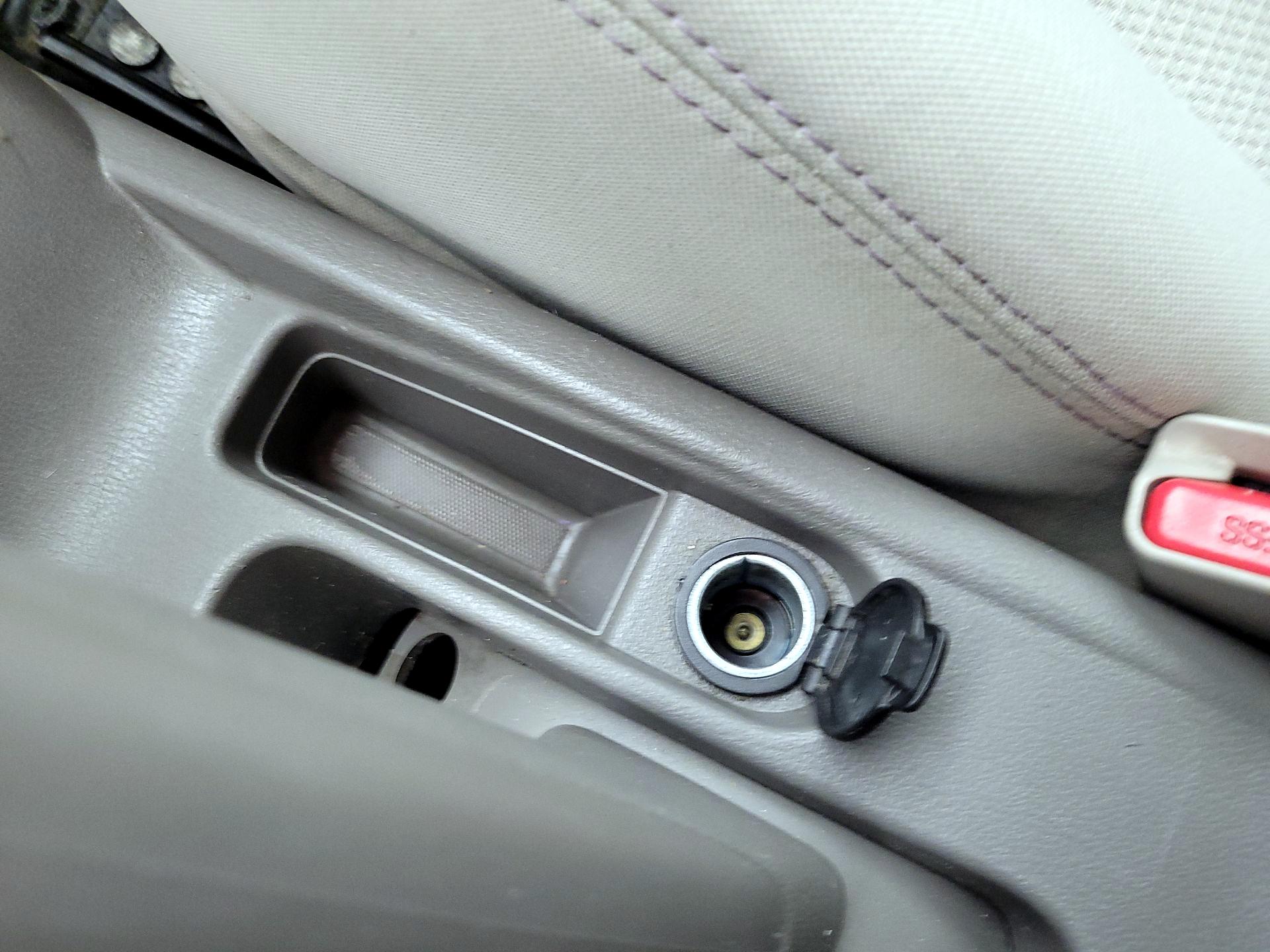 Thumbnail: 2014 Nissan Versa - 15