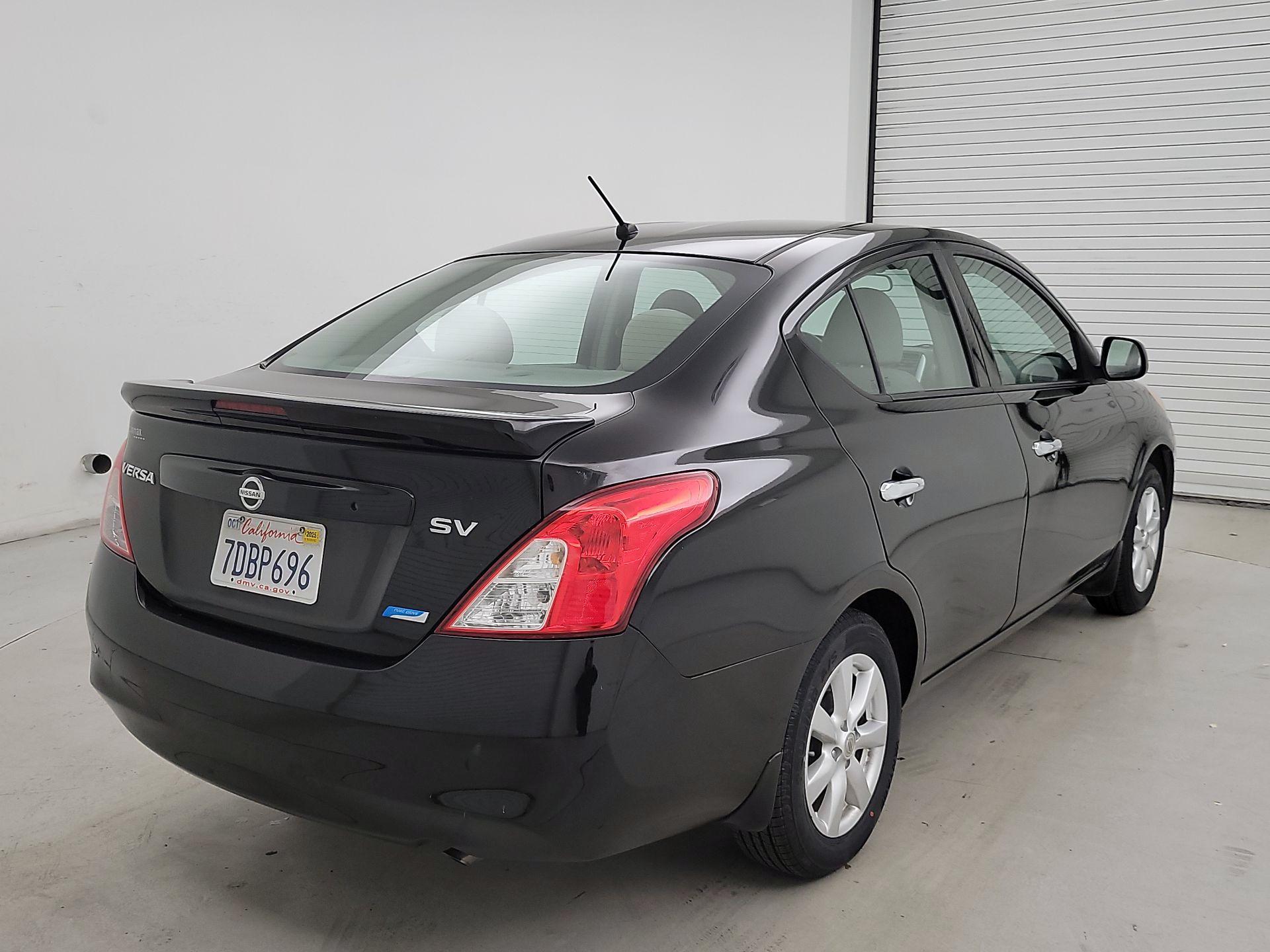 Thumbnail: 2014 Nissan Versa - 5