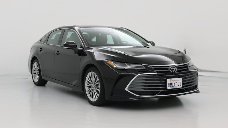 2019 Toyota Avalon Limited Hero Image