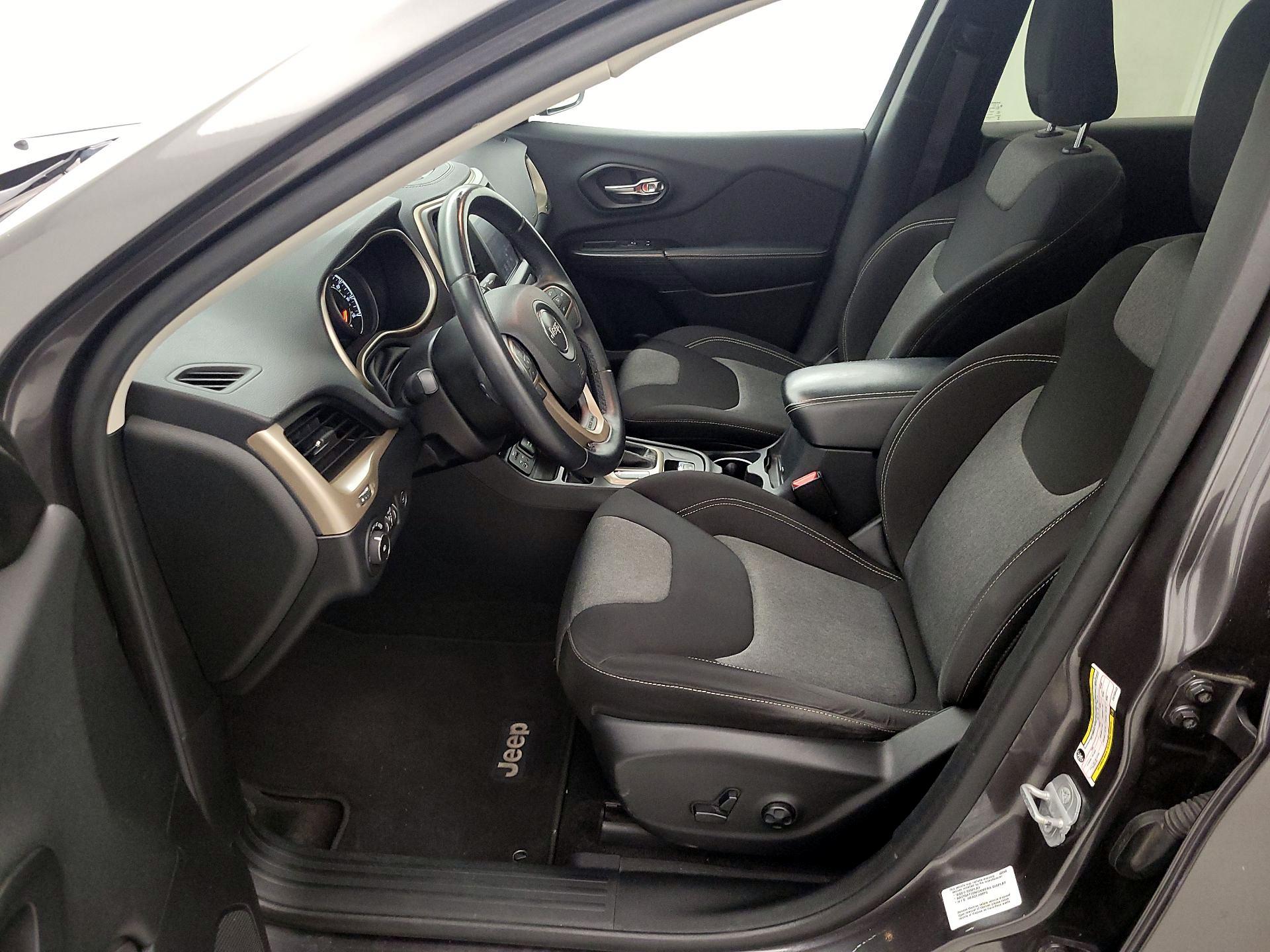 Thumbnail: 2014 Jeep Cherokee - 11