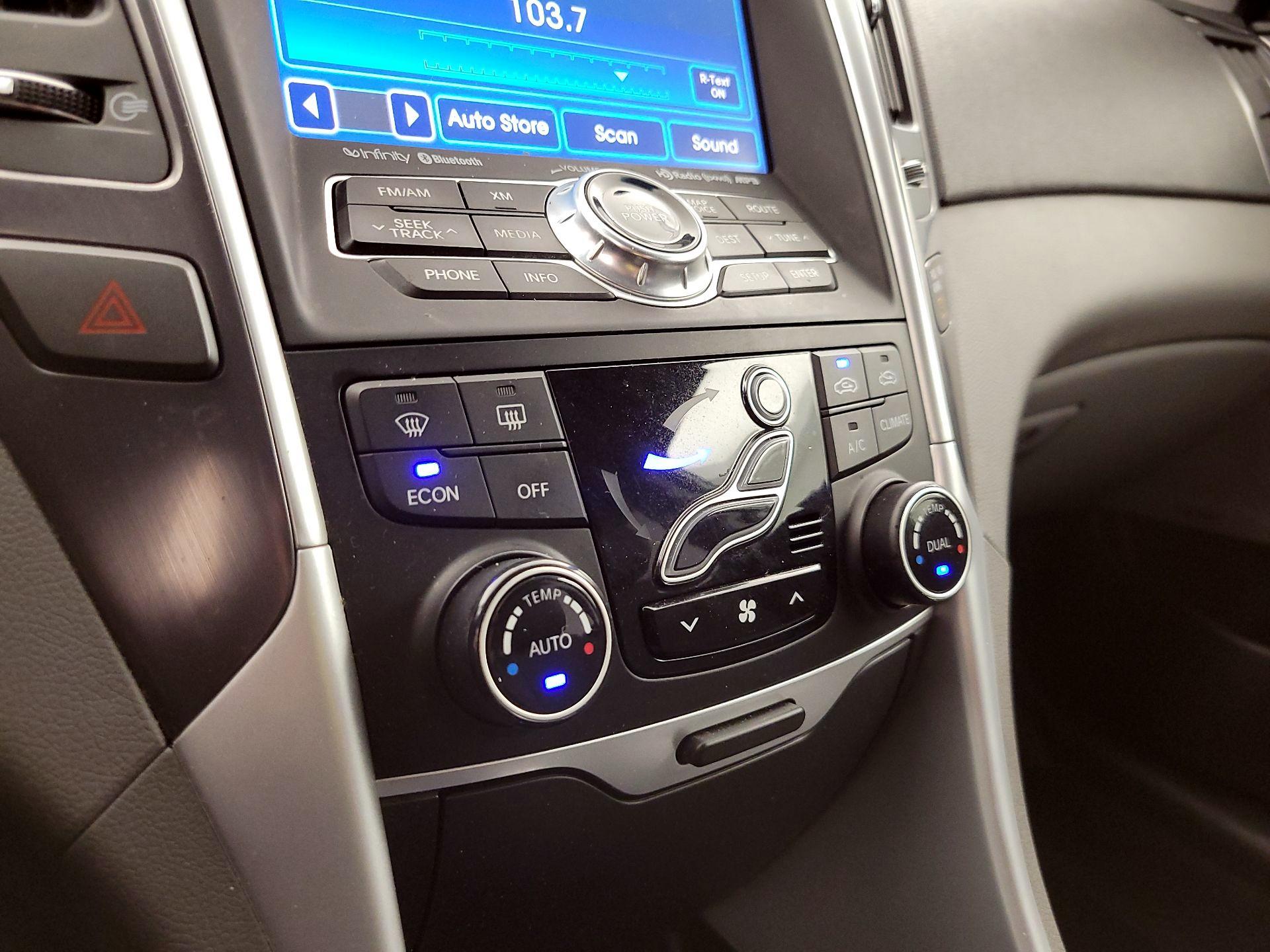 Thumbnail: 2014 Hyundai Sonata - 17