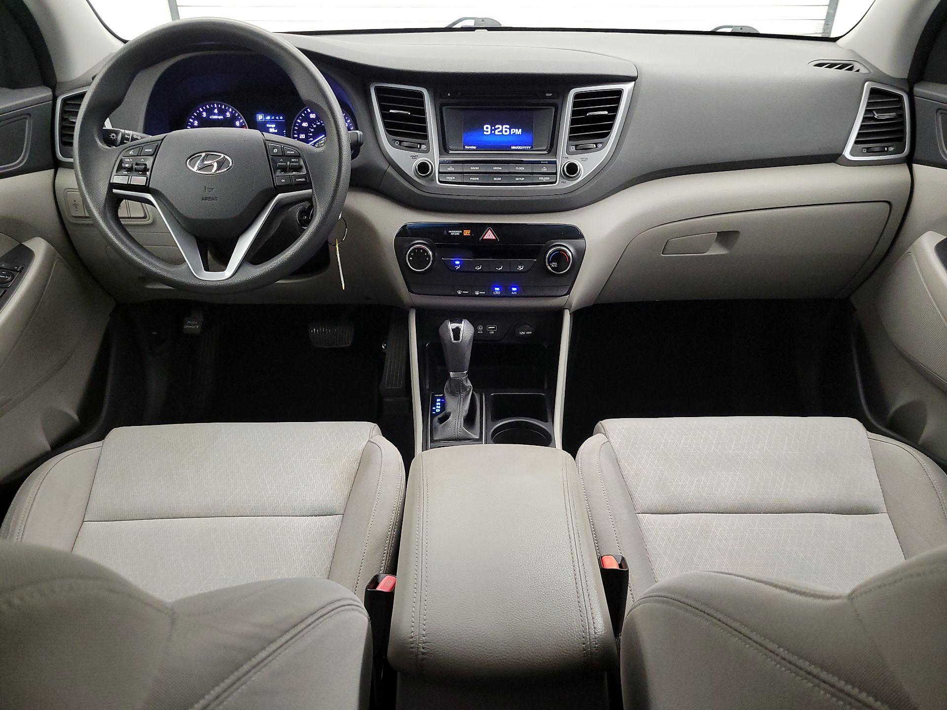 Thumbnail: 2016 Hyundai Tucson - 9