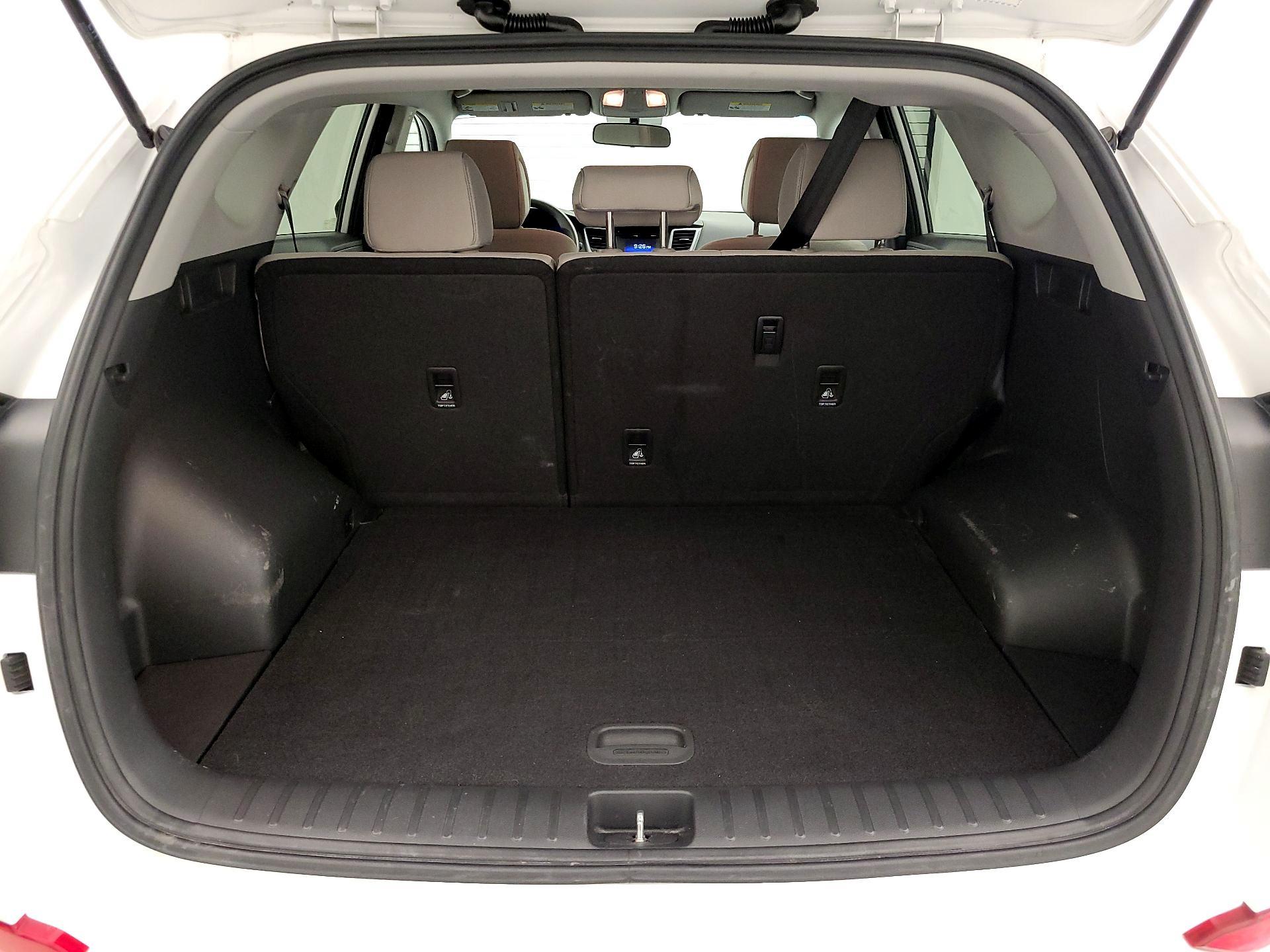 Thumbnail: 2016 Hyundai Tucson - 20