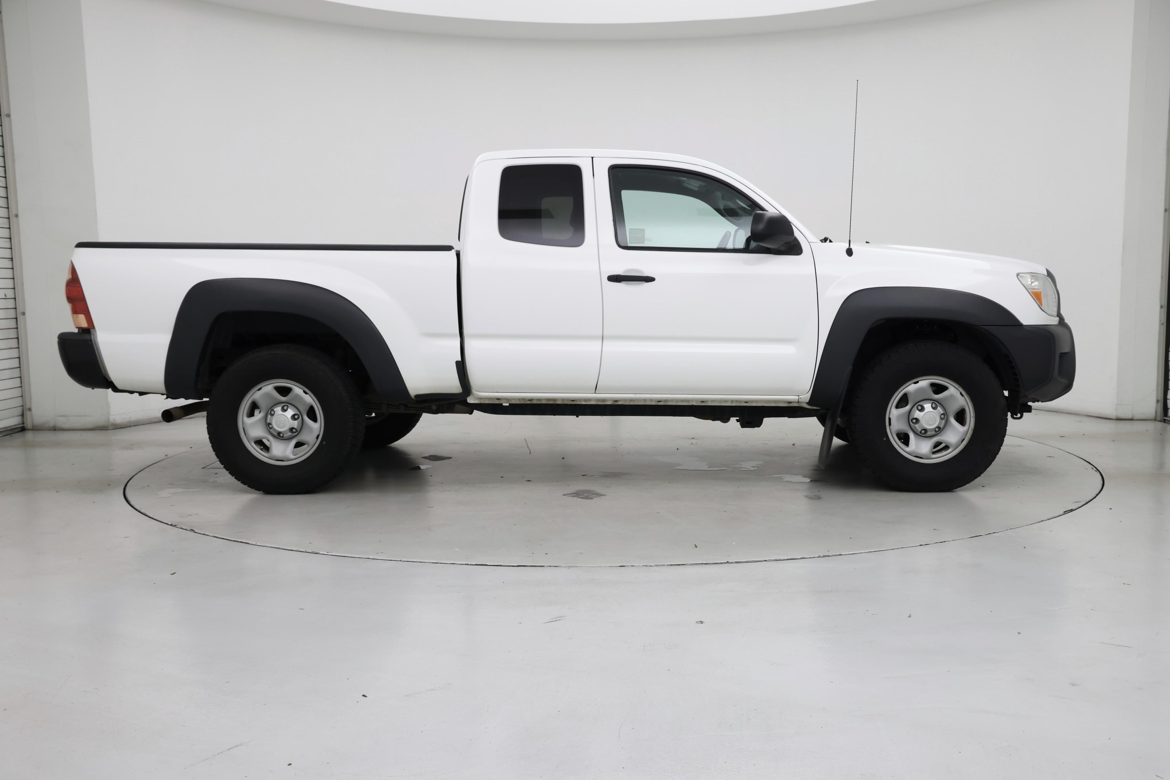 Thumbnail: 2013 Toyota Tacoma - 7