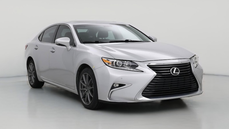 2016 Lexus ES 350 Hero Image
