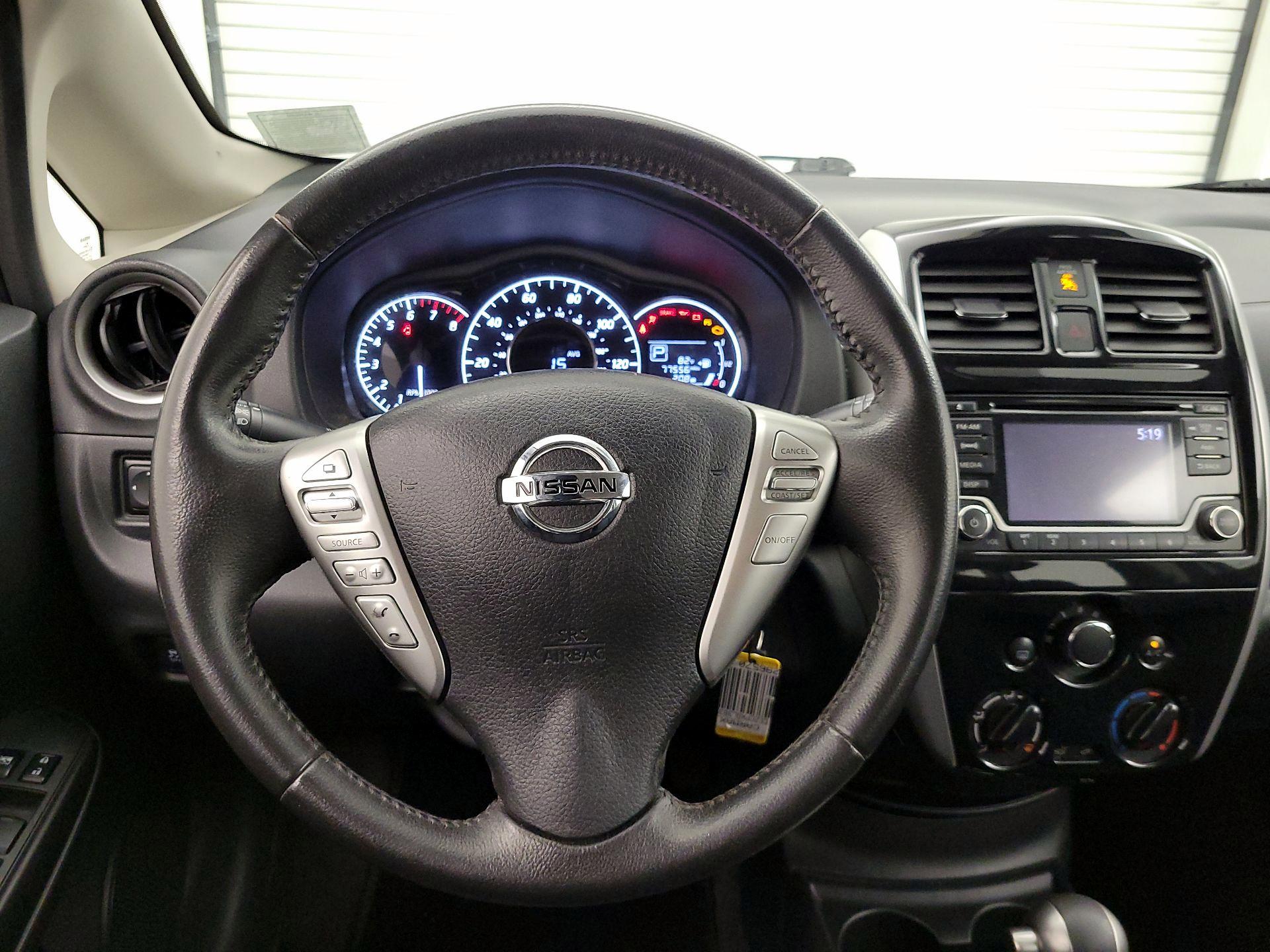 Thumbnail: 2016 Nissan Versa Note - 10
