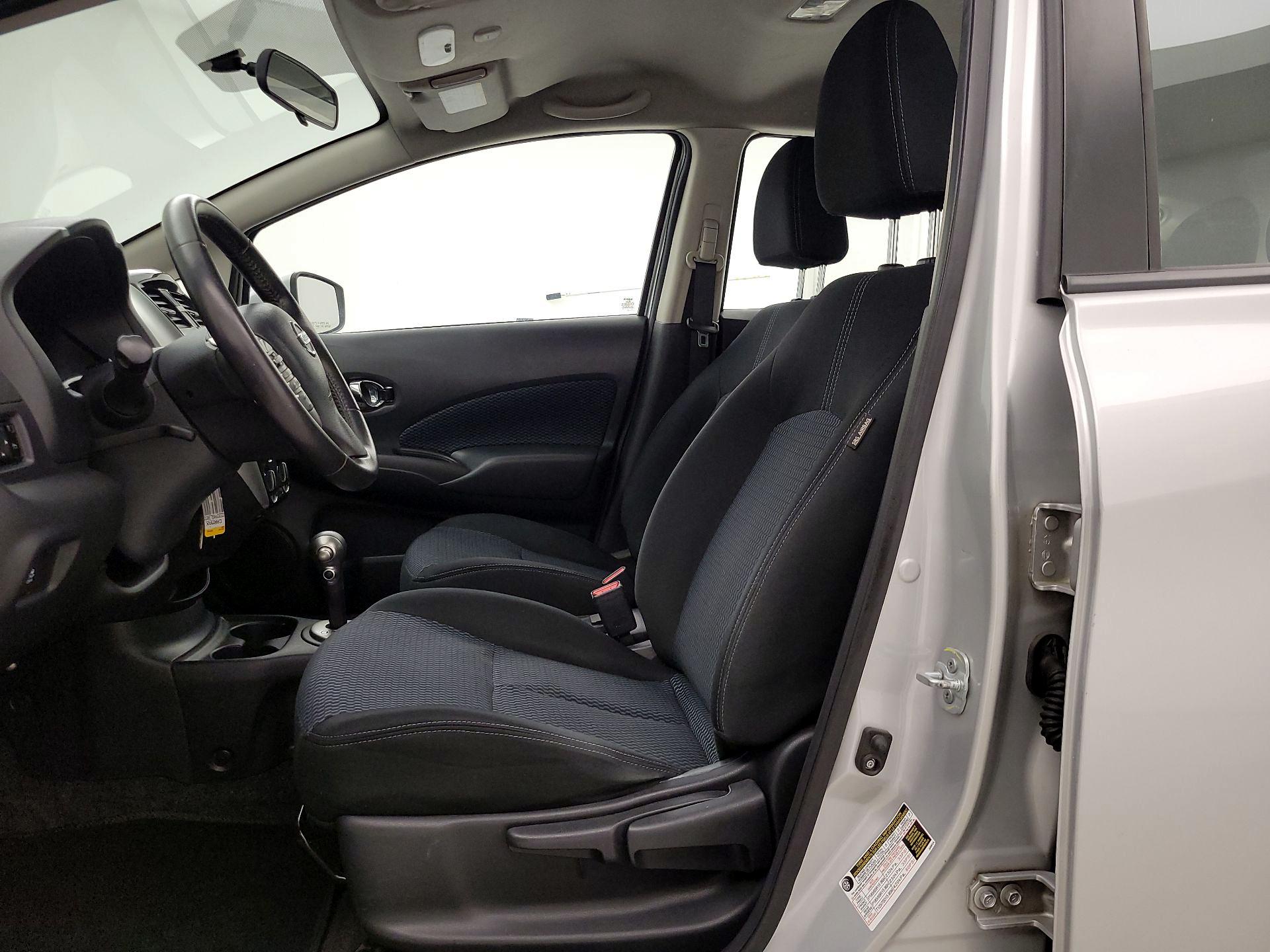 Thumbnail: 2016 Nissan Versa Note - 11