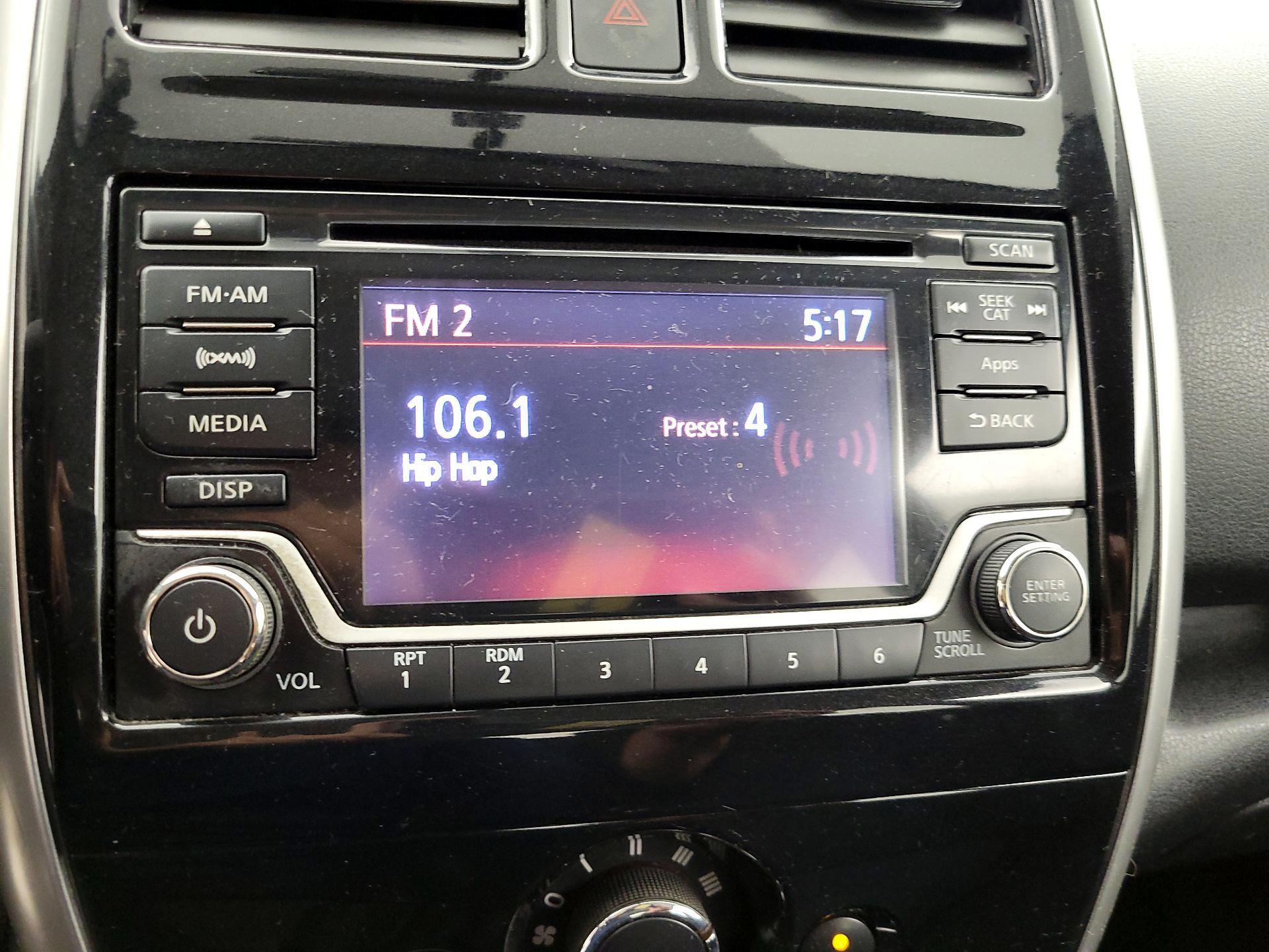 Thumbnail: 2016 Nissan Versa Note - 15