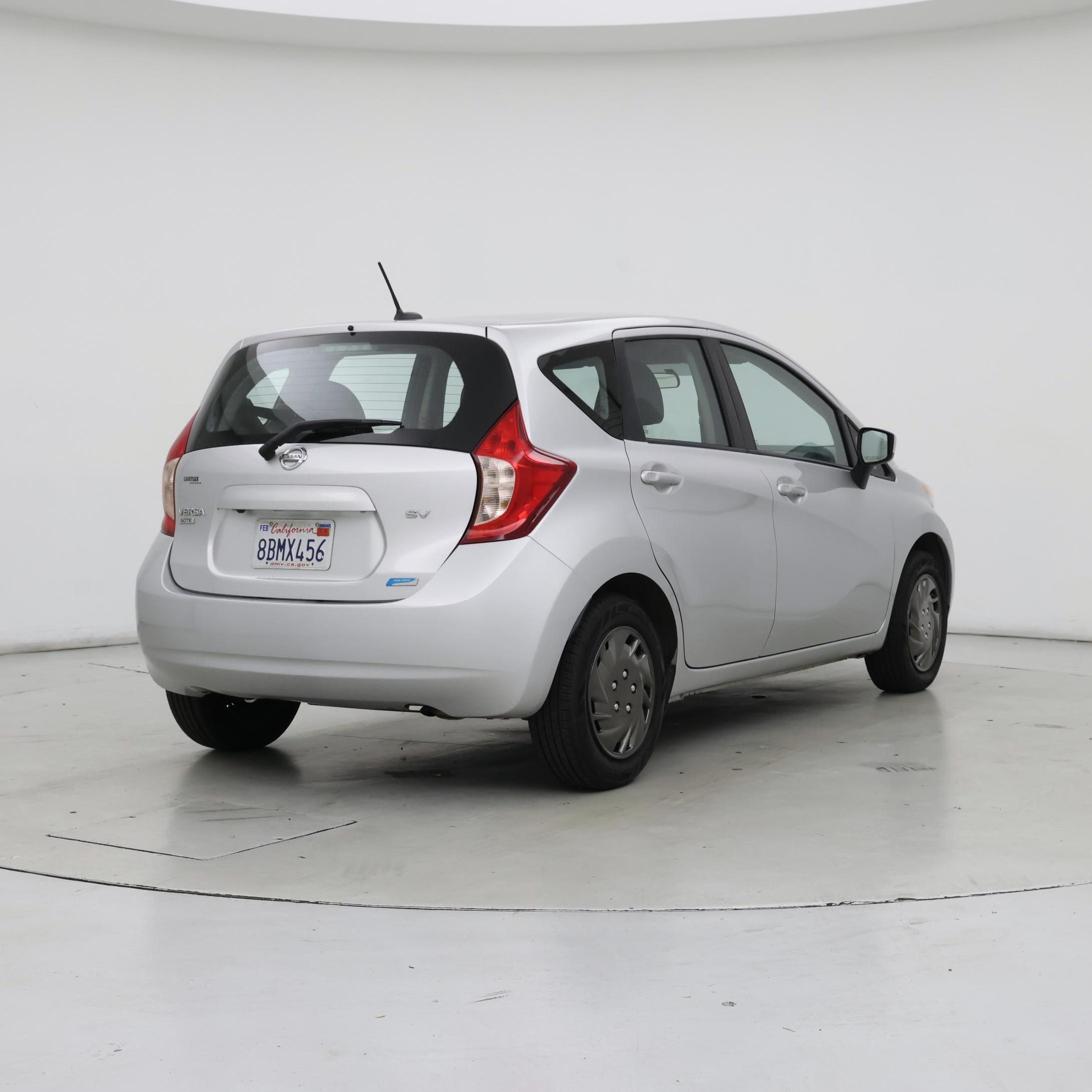 Thumbnail: 2016 Nissan Versa Note - 8
