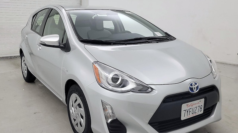 2016 Toyota Prius c One Hero Image