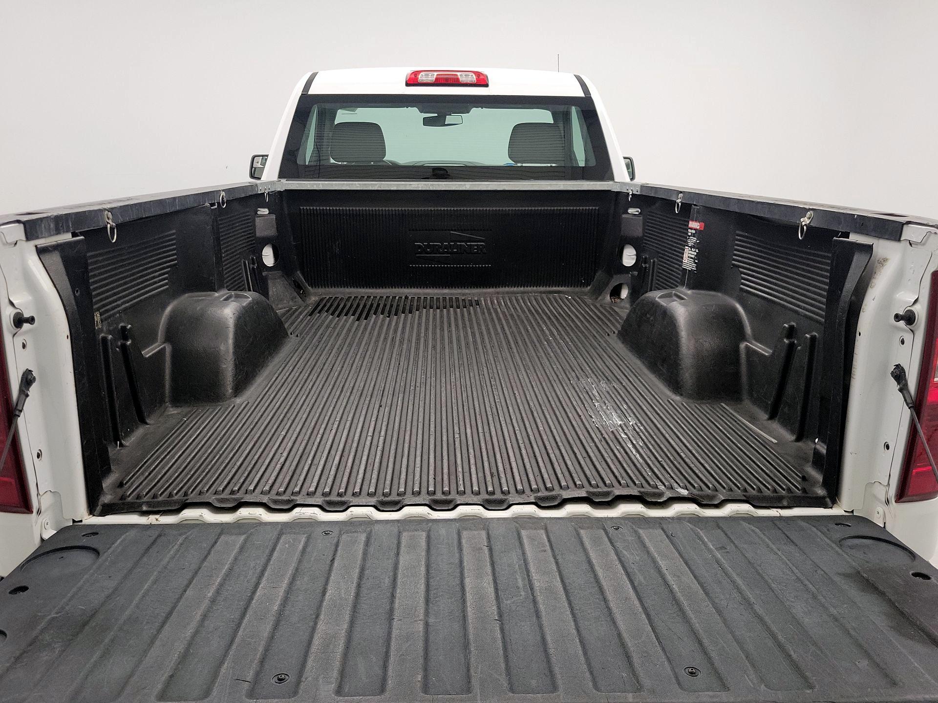 Thumbnail: 2020 Chevrolet Silverado 1500 - 19