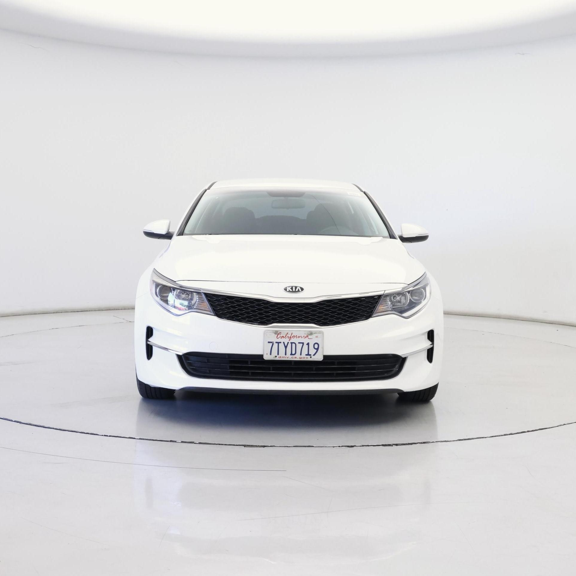 Thumbnail: 2016 Kia Optima - 5