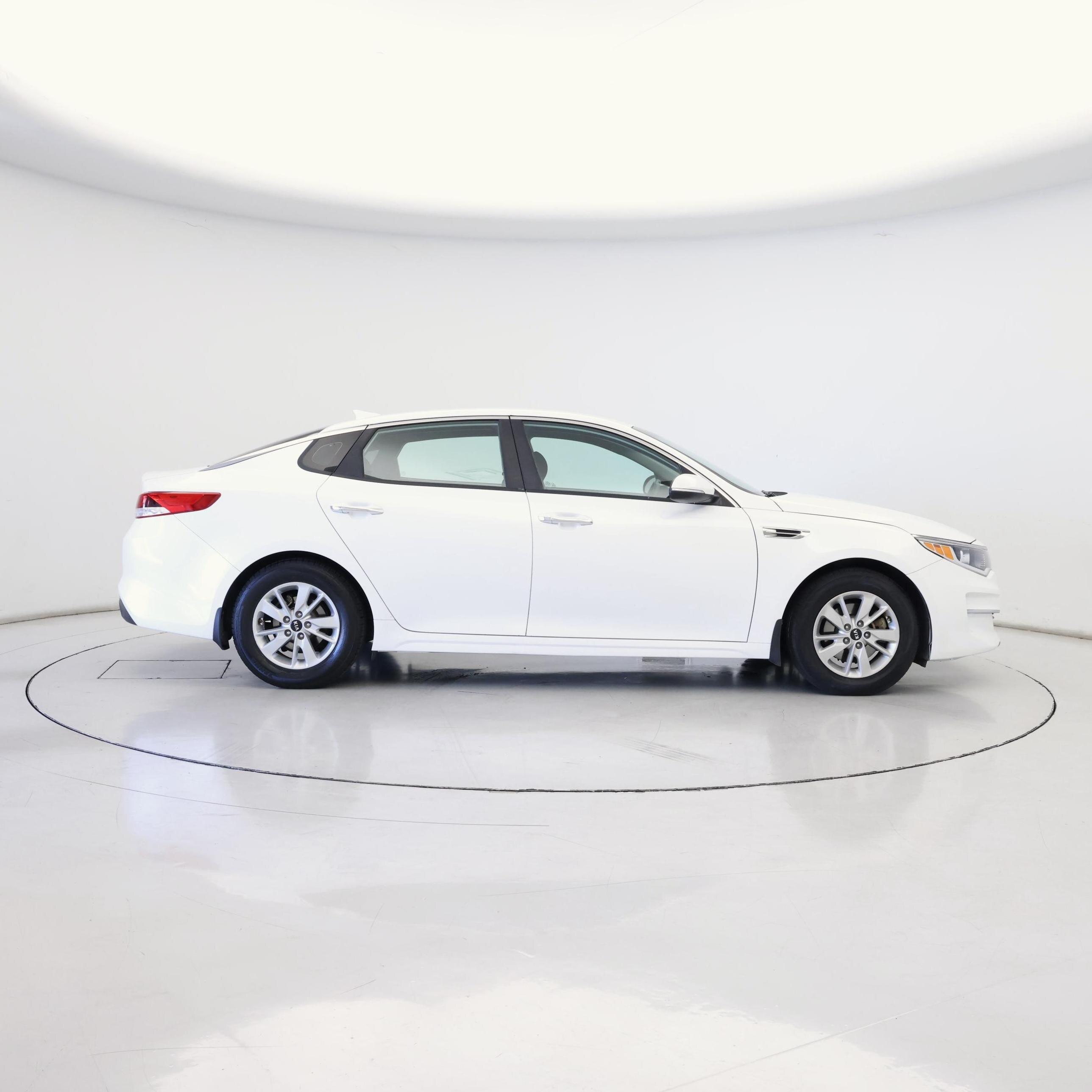 Thumbnail: 2016 Kia Optima - 7