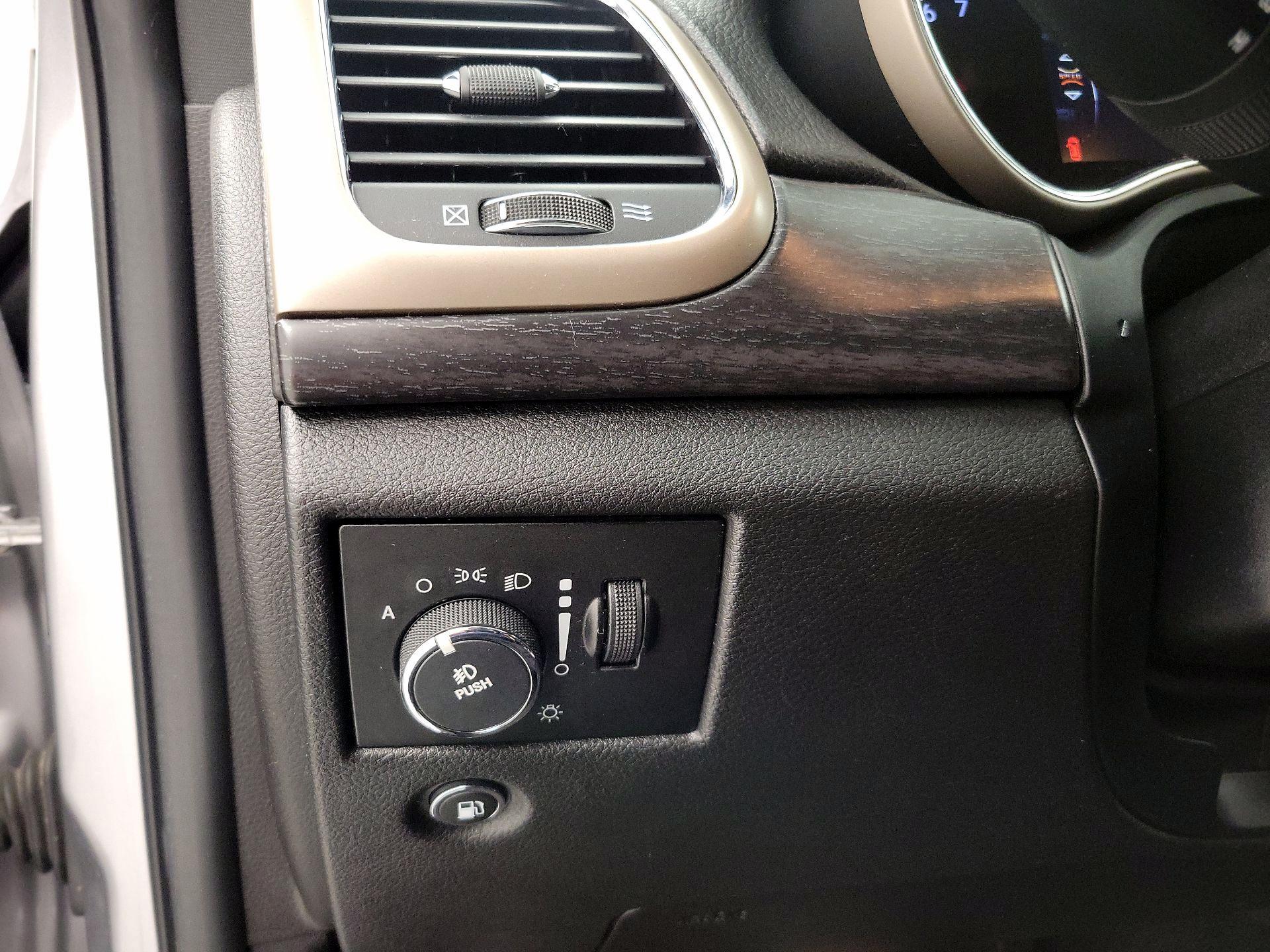 Thumbnail: 2014 Jeep Grand Cherokee - 13