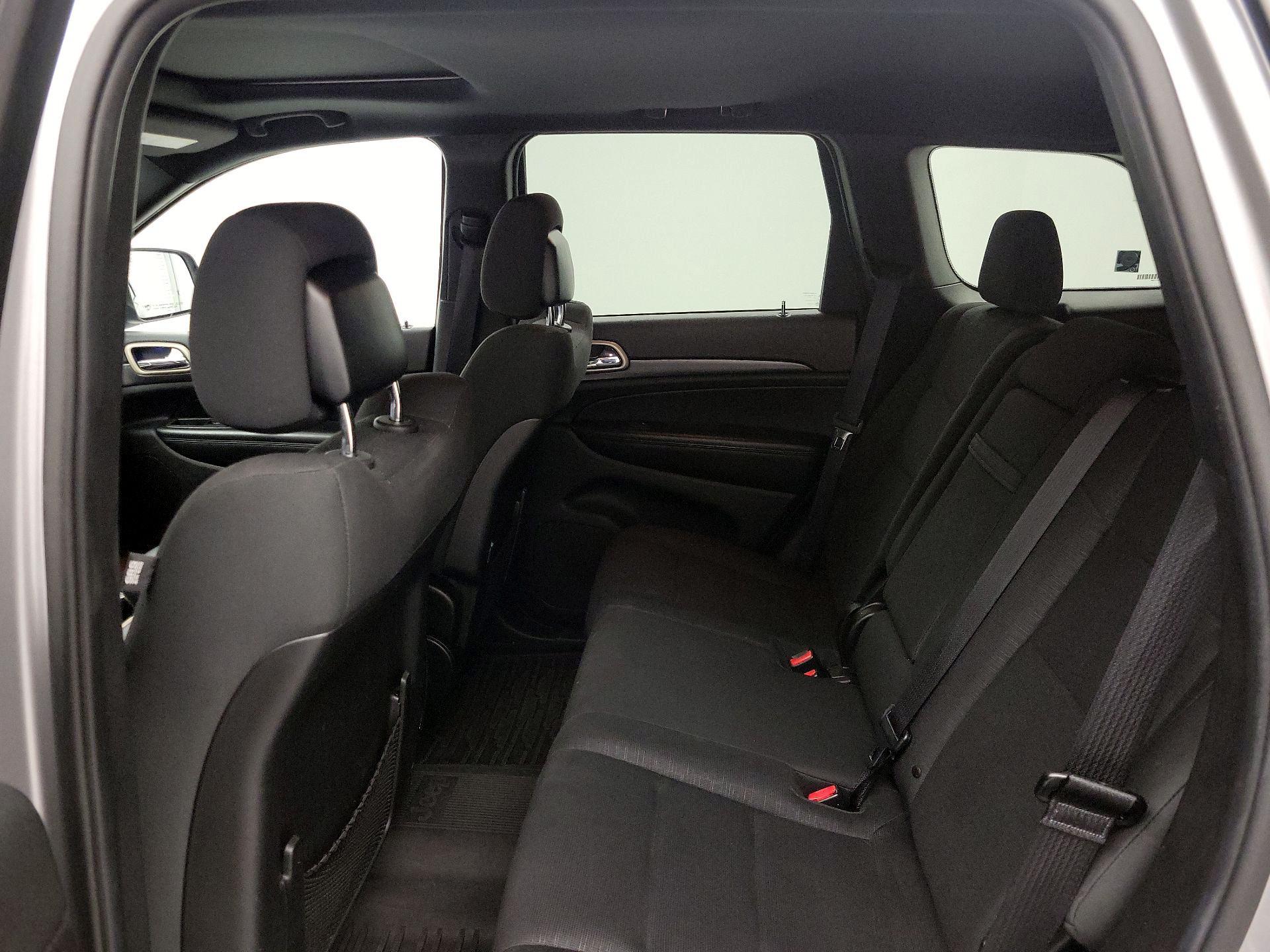 Thumbnail: 2014 Jeep Grand Cherokee - 18