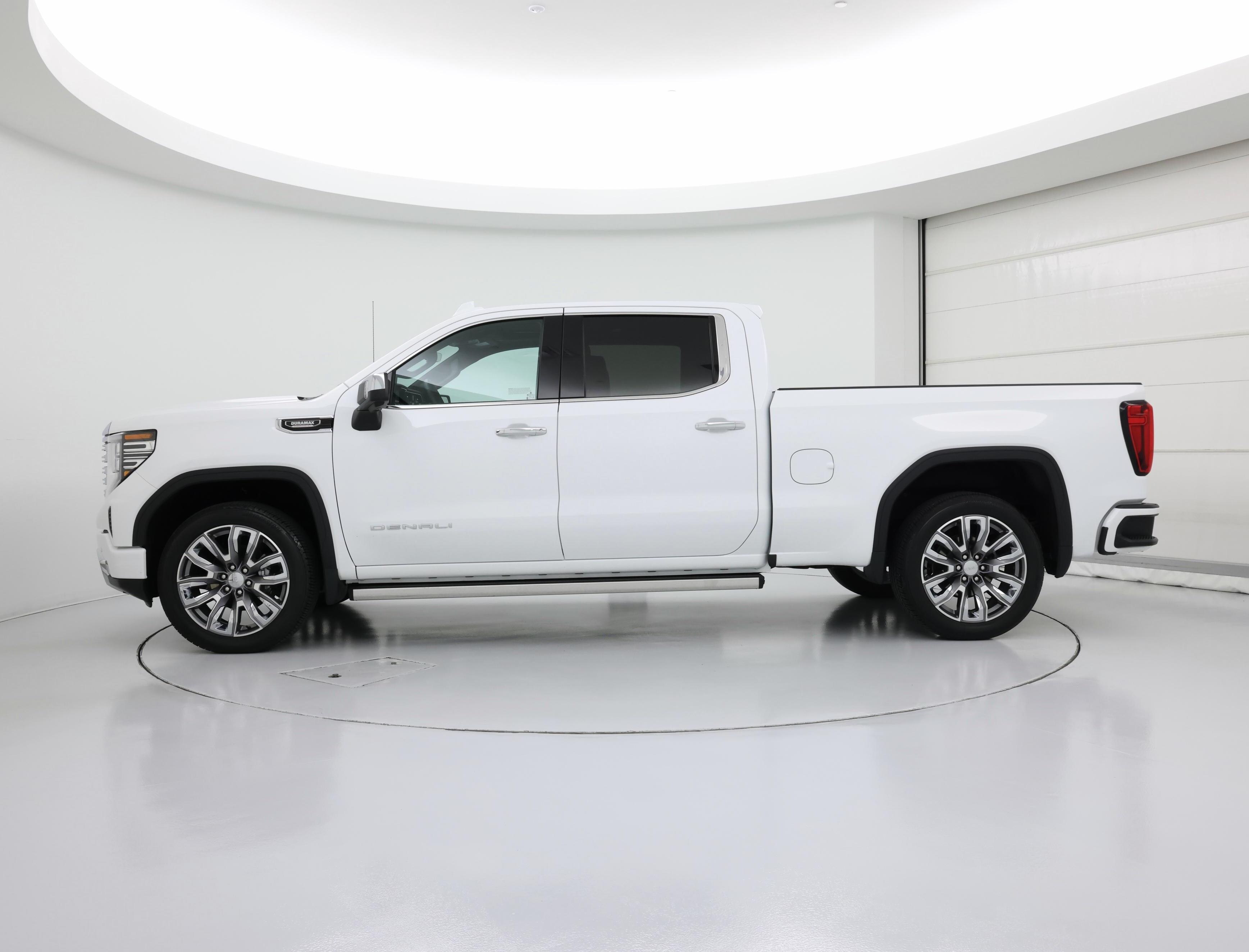 Thumbnail: 2023 GMC Sierra 1500 - 3
