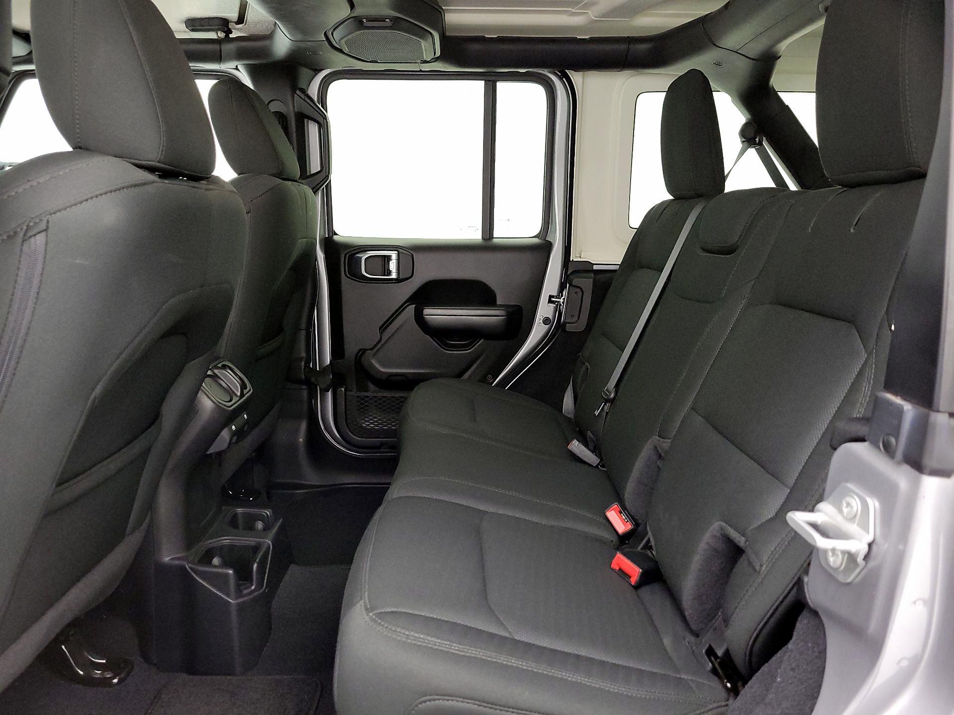 Thumbnail: 2020 Jeep Wrangler - 19
