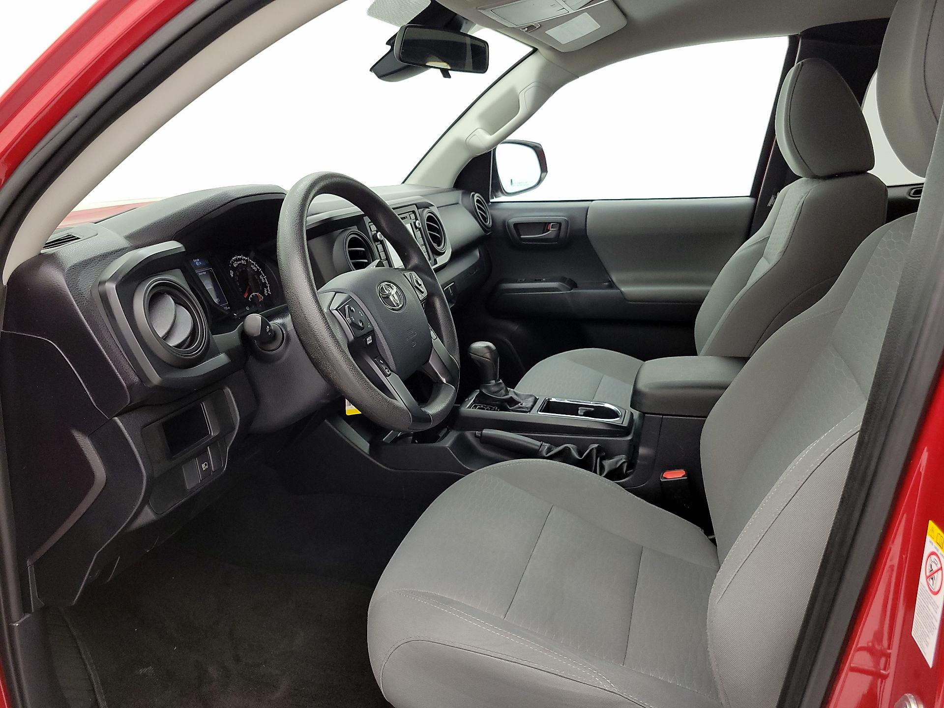 Thumbnail: 2019 Toyota Tacoma - 11