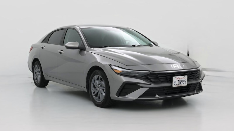 2024 Hyundai Elantra SEL Hero Image