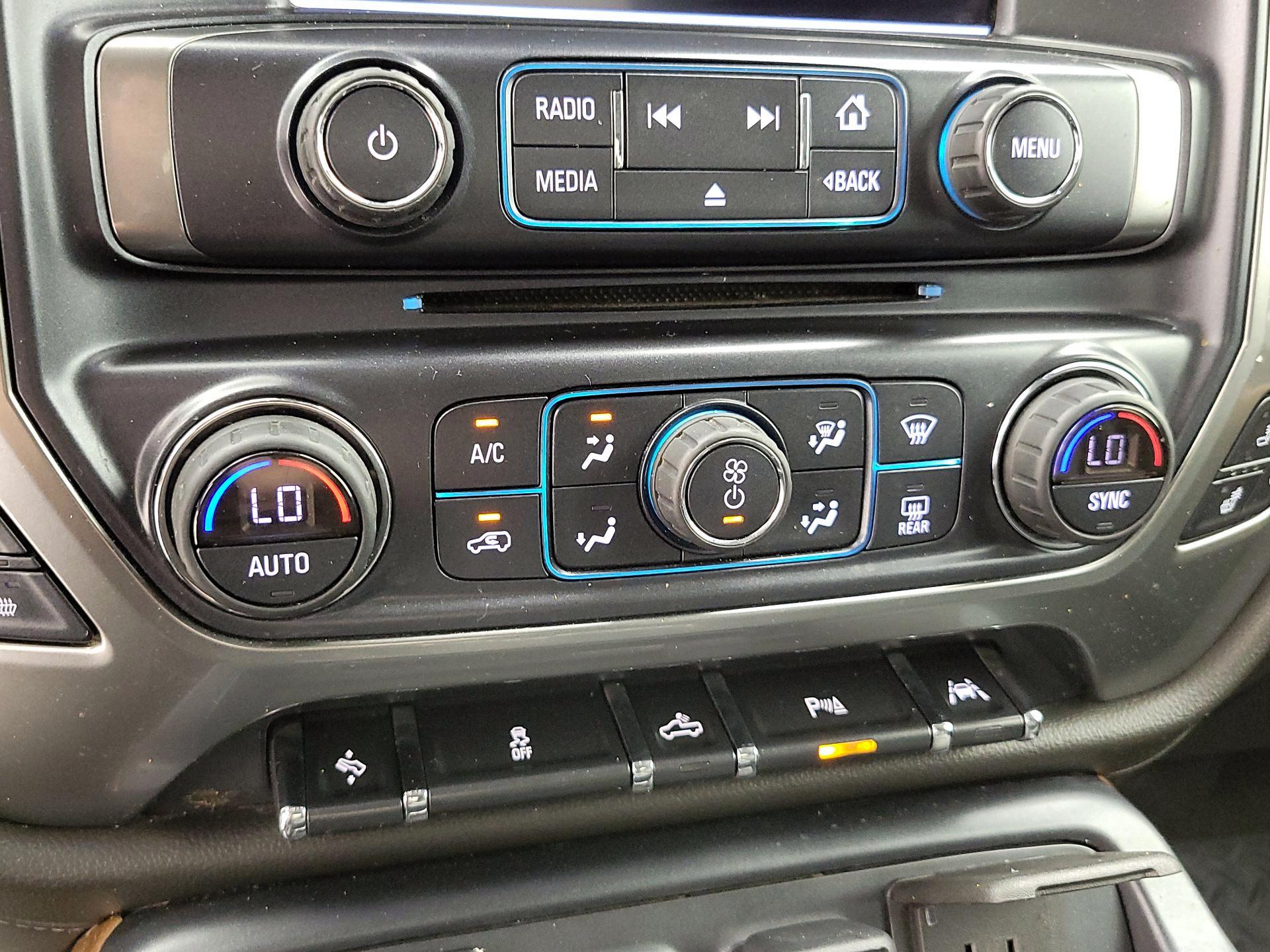 Thumbnail: 2017 Chevrolet Silverado 1500 - 17