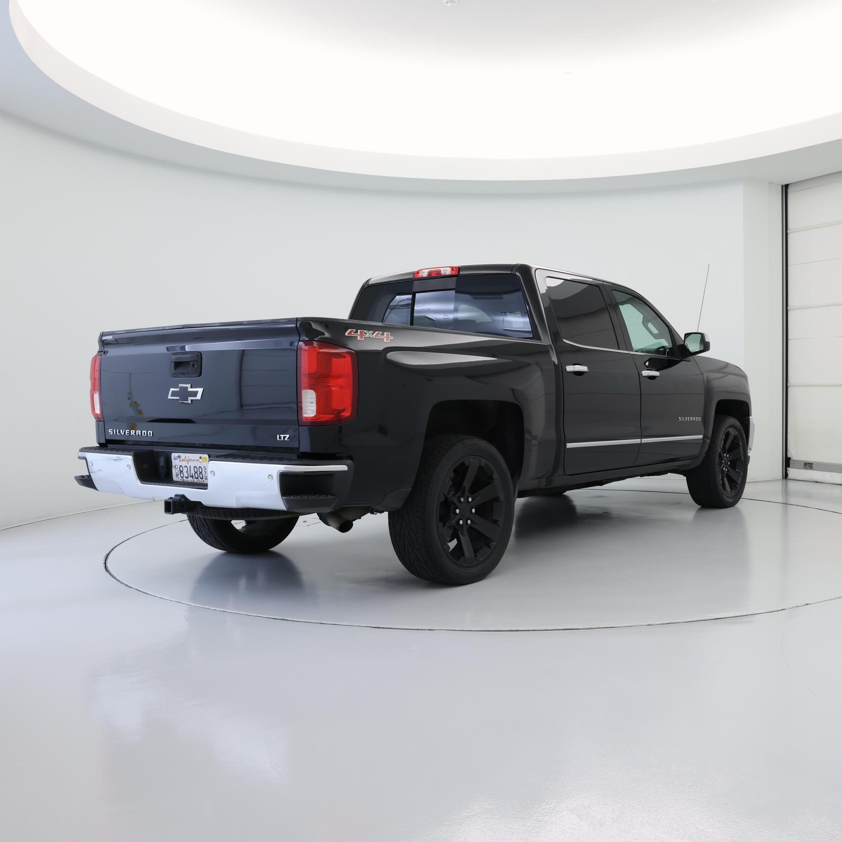 Thumbnail: 2017 Chevrolet Silverado 1500 - 8