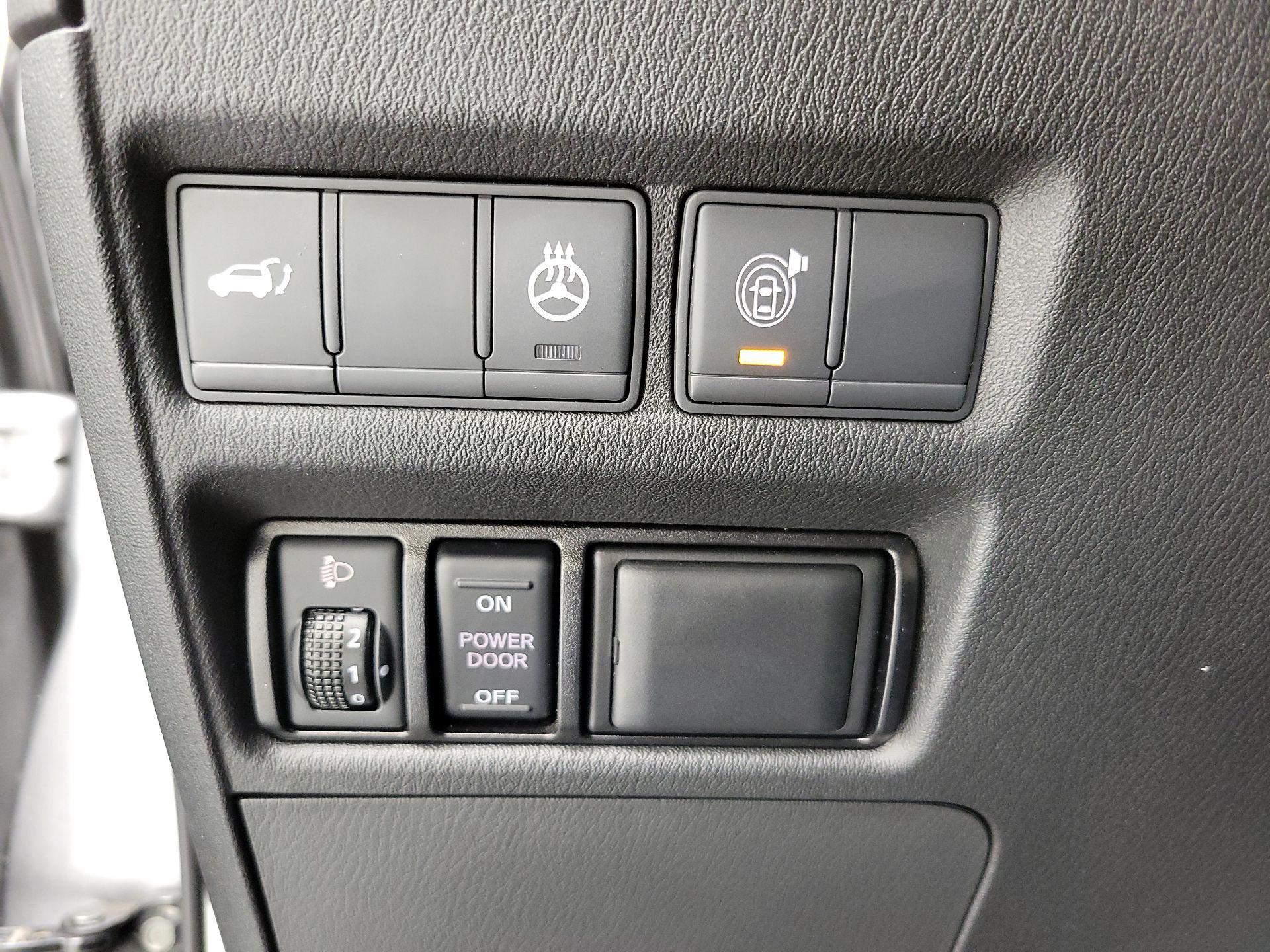 Thumbnail: 2018 Nissan Armada - 13