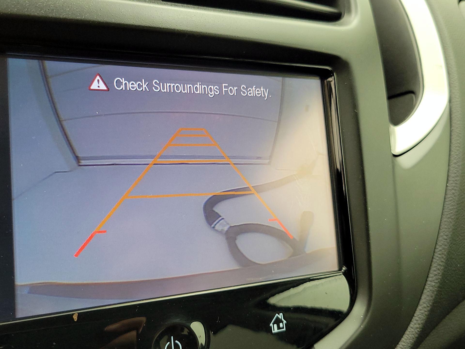 Thumbnail: 2015 Chevrolet Trax - 14