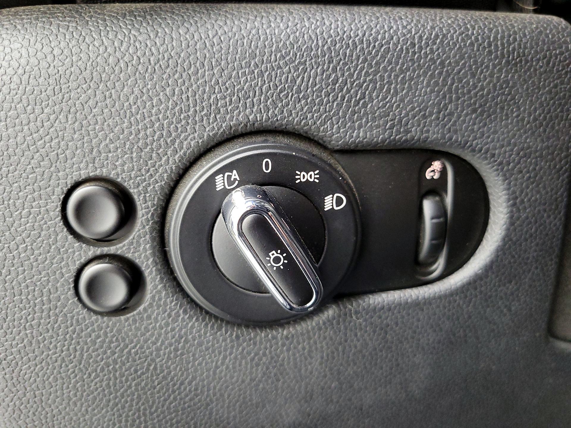 Thumbnail: 2016 MINI Cooper - 13