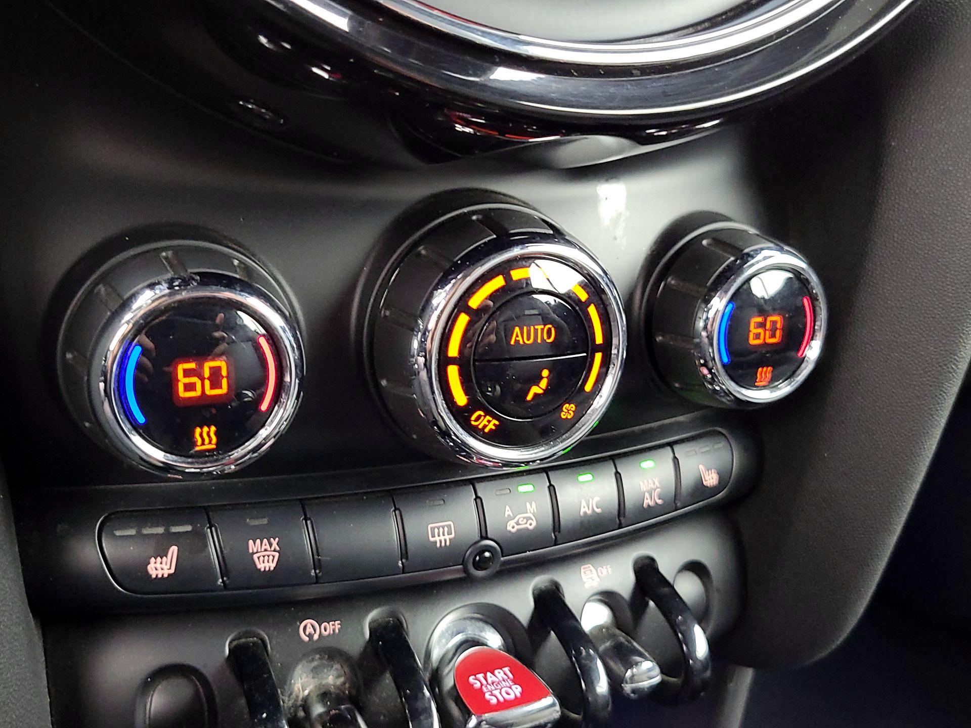 Thumbnail: 2016 MINI Cooper - 17