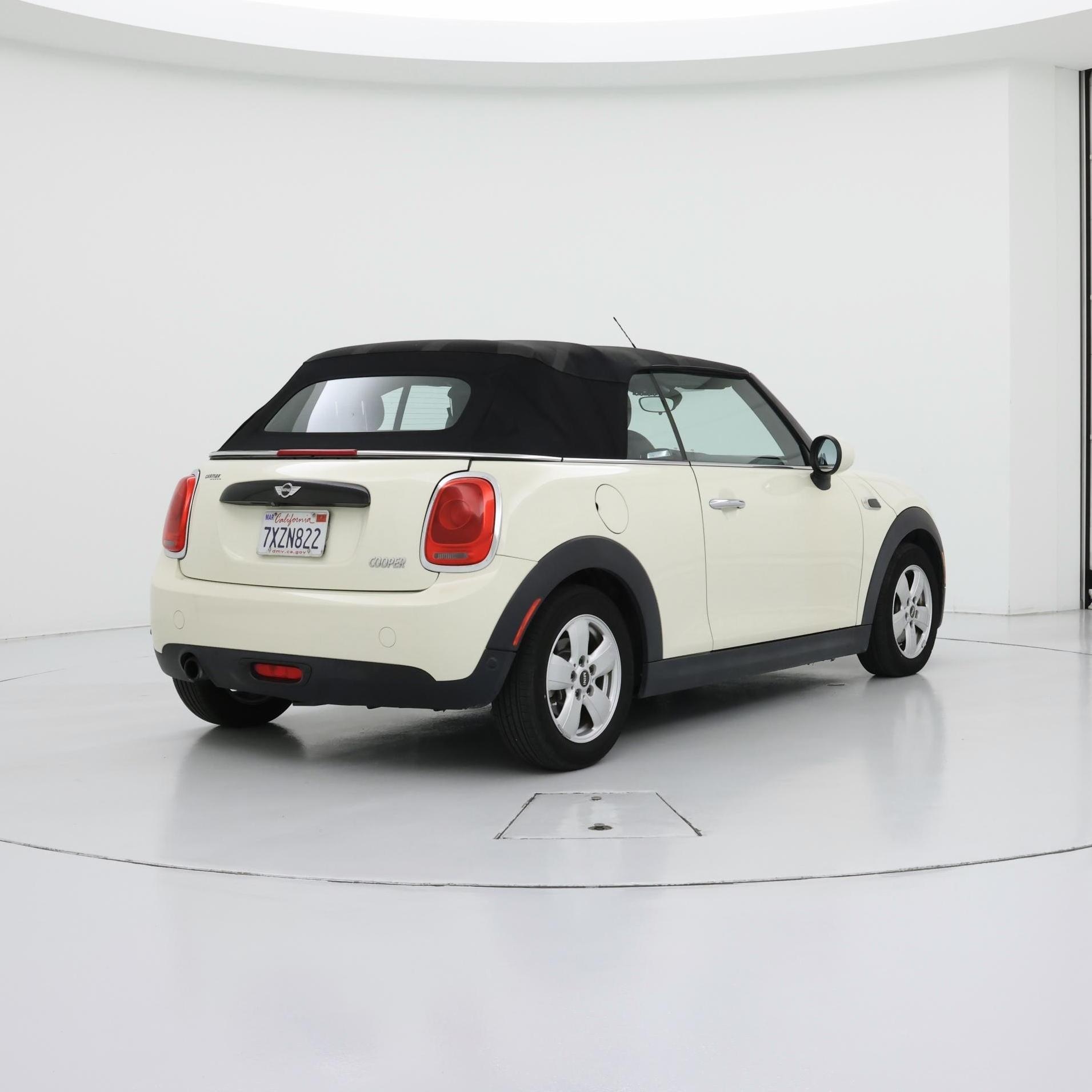 Thumbnail: 2016 MINI Cooper - 8