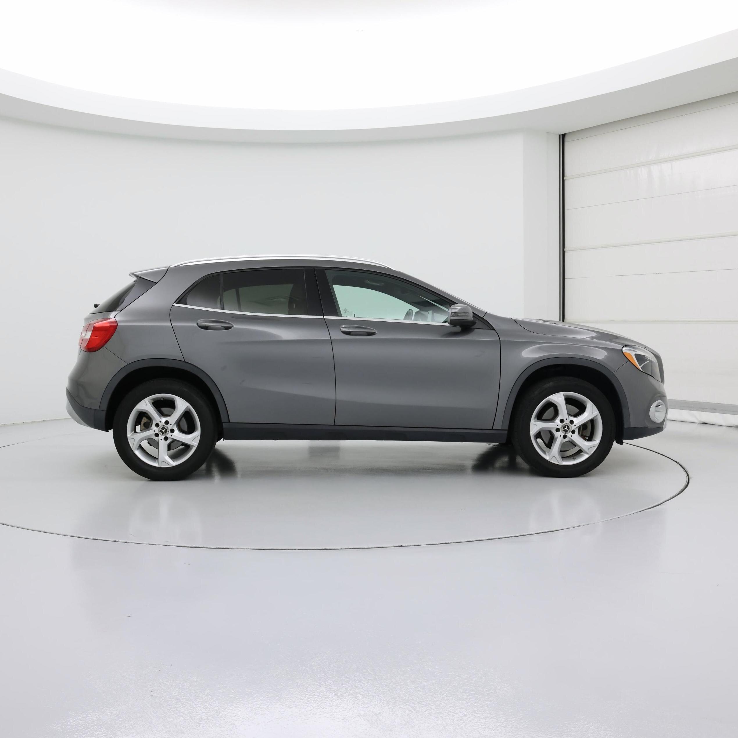 Thumbnail: 2020 Mercedes-Benz GLA - 7