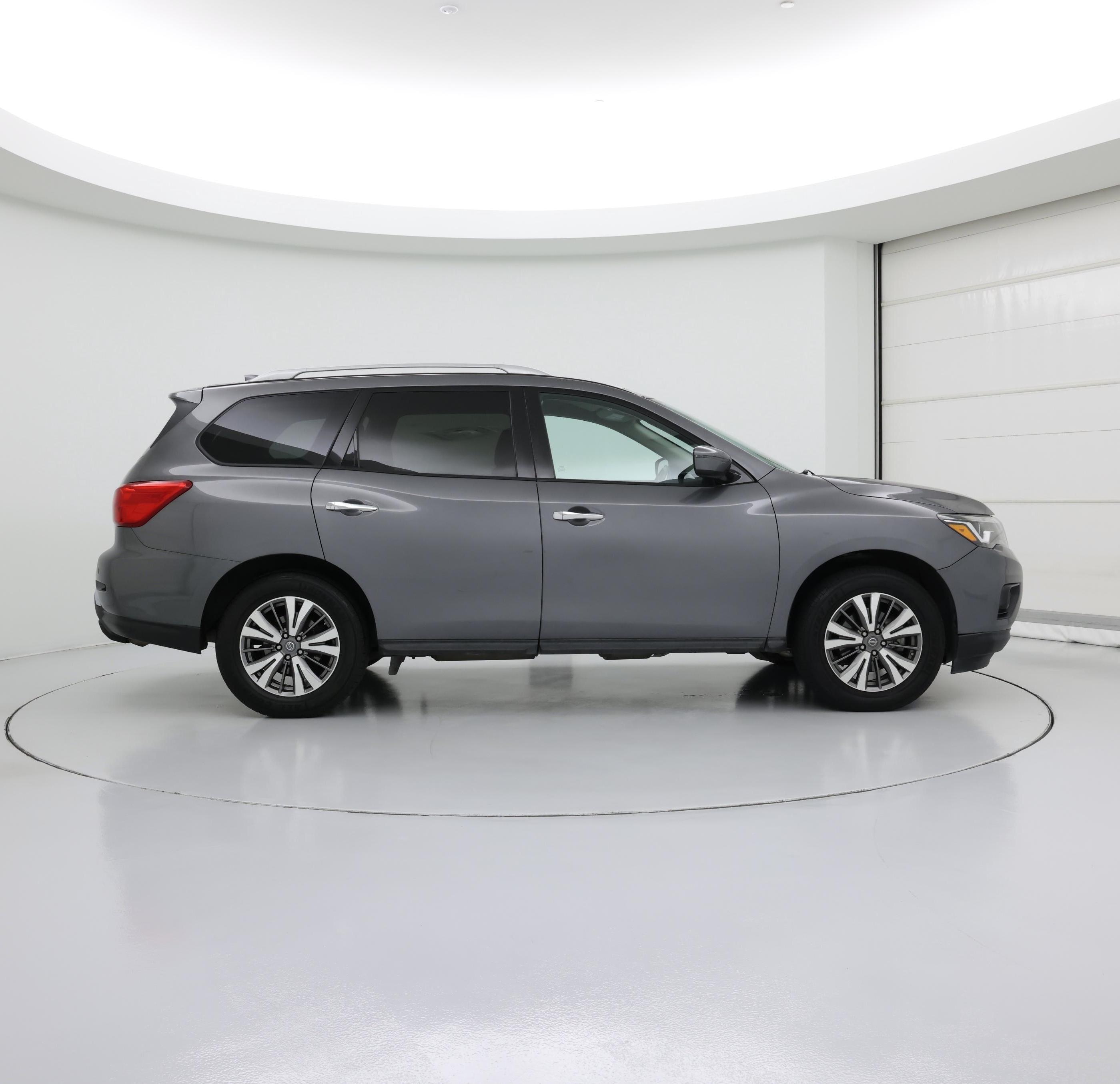 Thumbnail: 2019 Nissan Pathfinder - 7