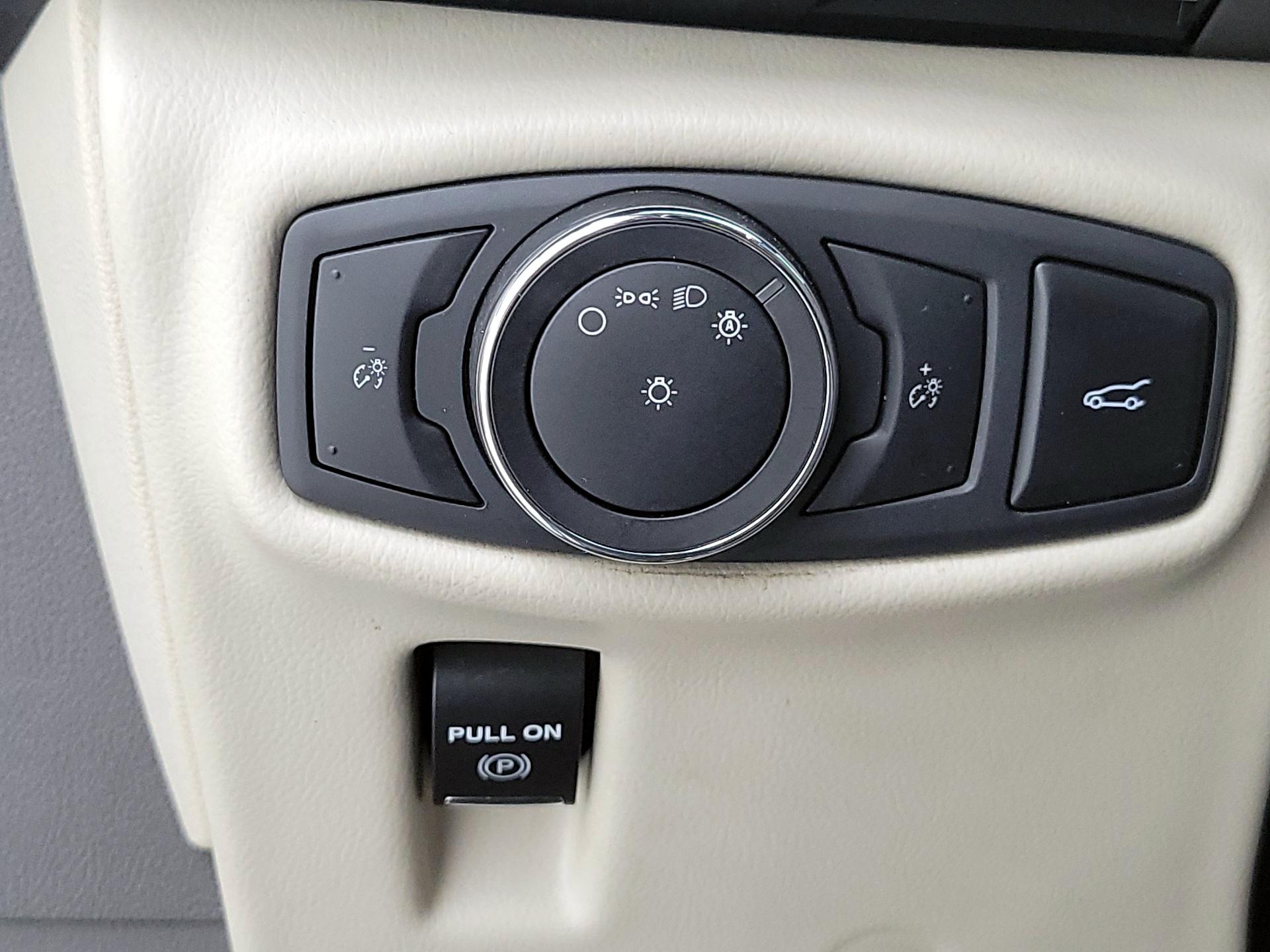 Thumbnail: 2018 Lincoln MKX - 13