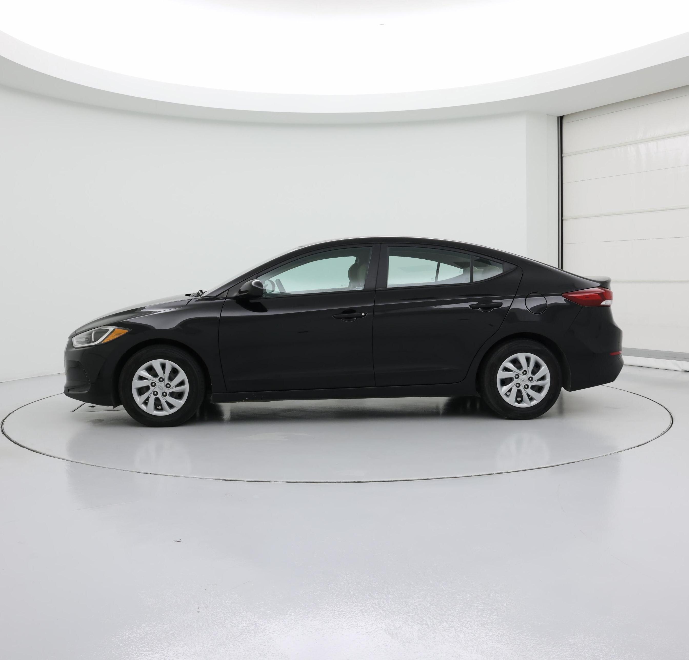 Thumbnail: 2018 Hyundai Elantra - 3