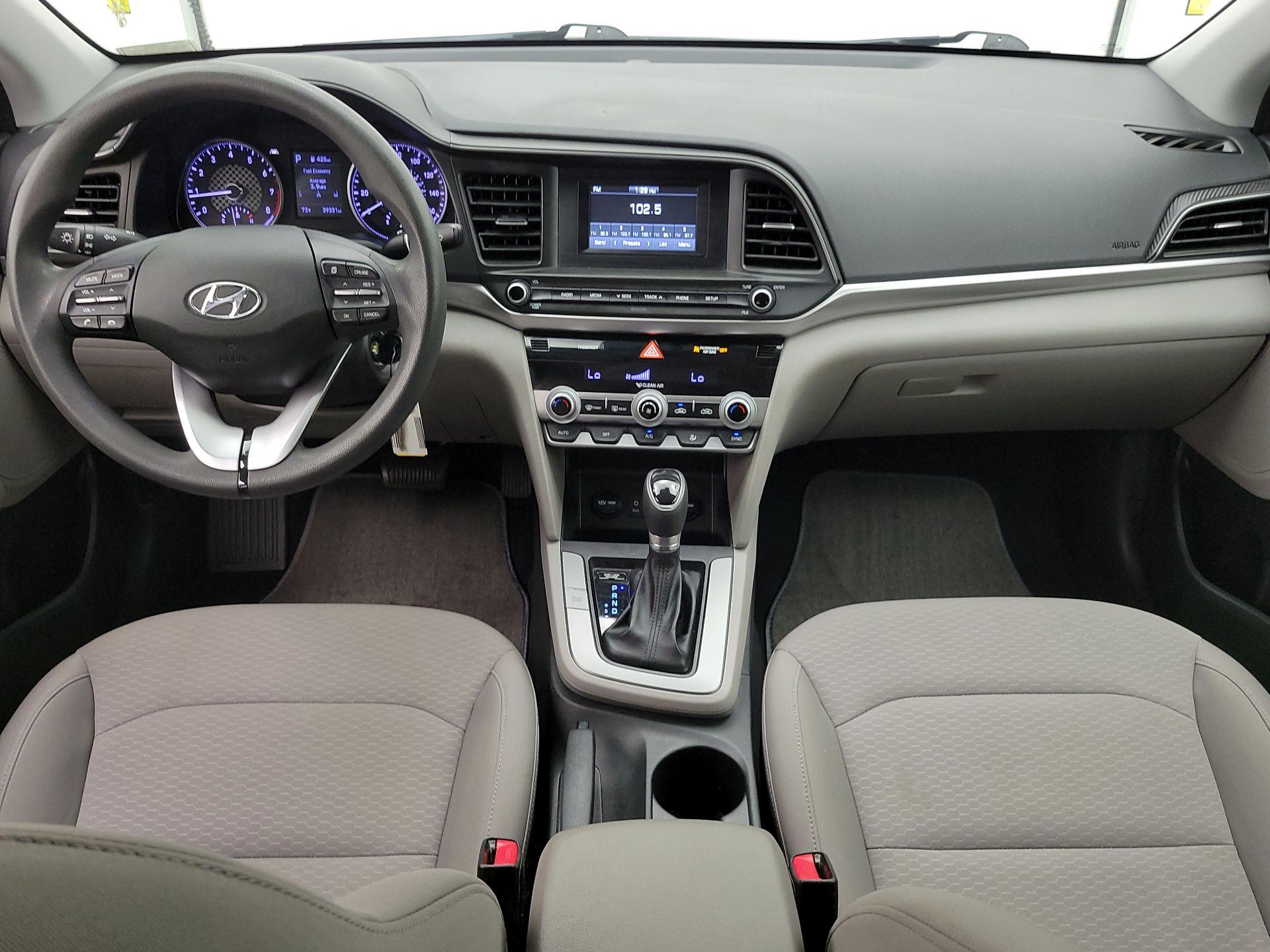 Thumbnail: 2020 Hyundai Elantra - 9