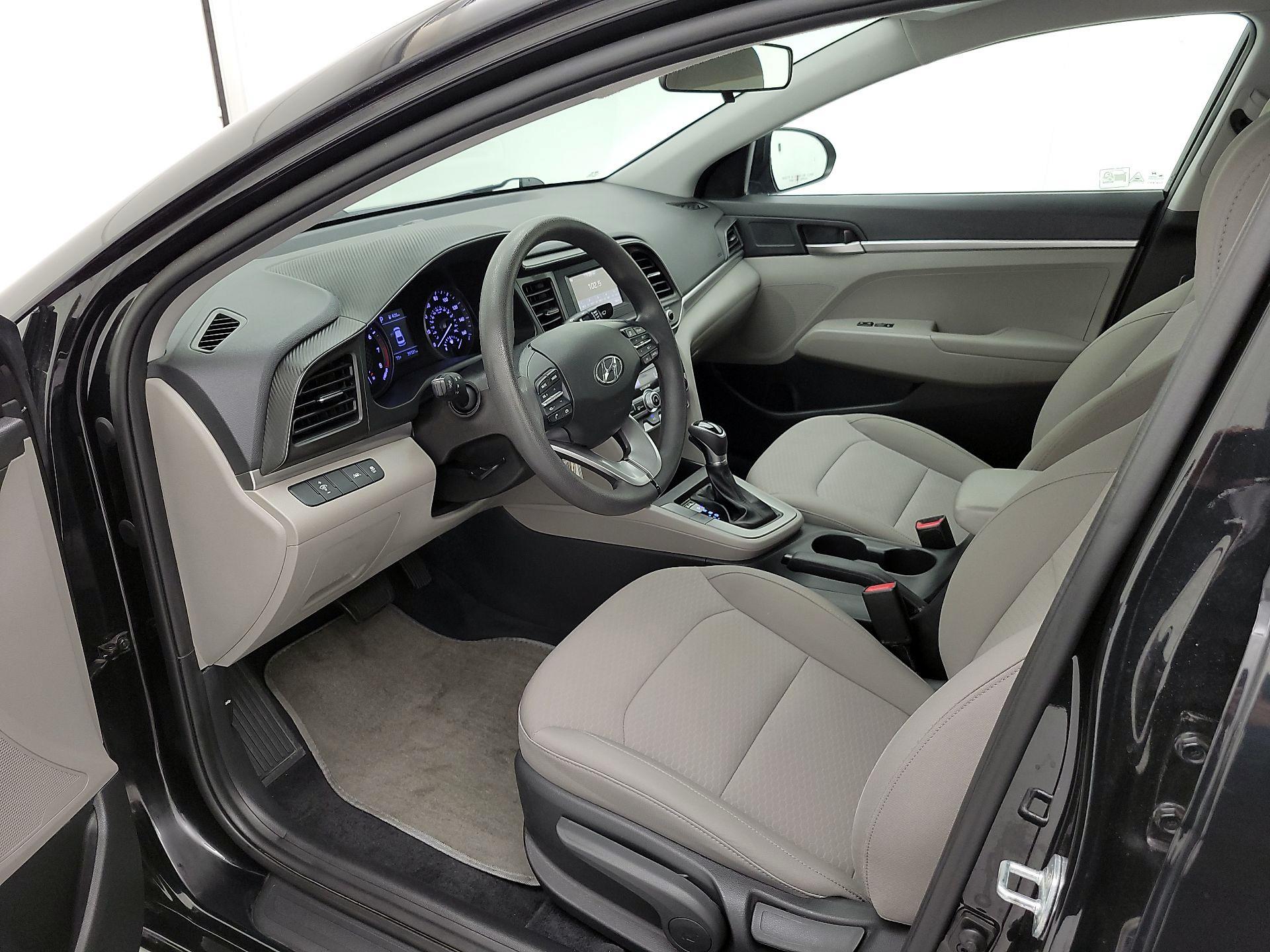 Thumbnail: 2020 Hyundai Elantra - 11