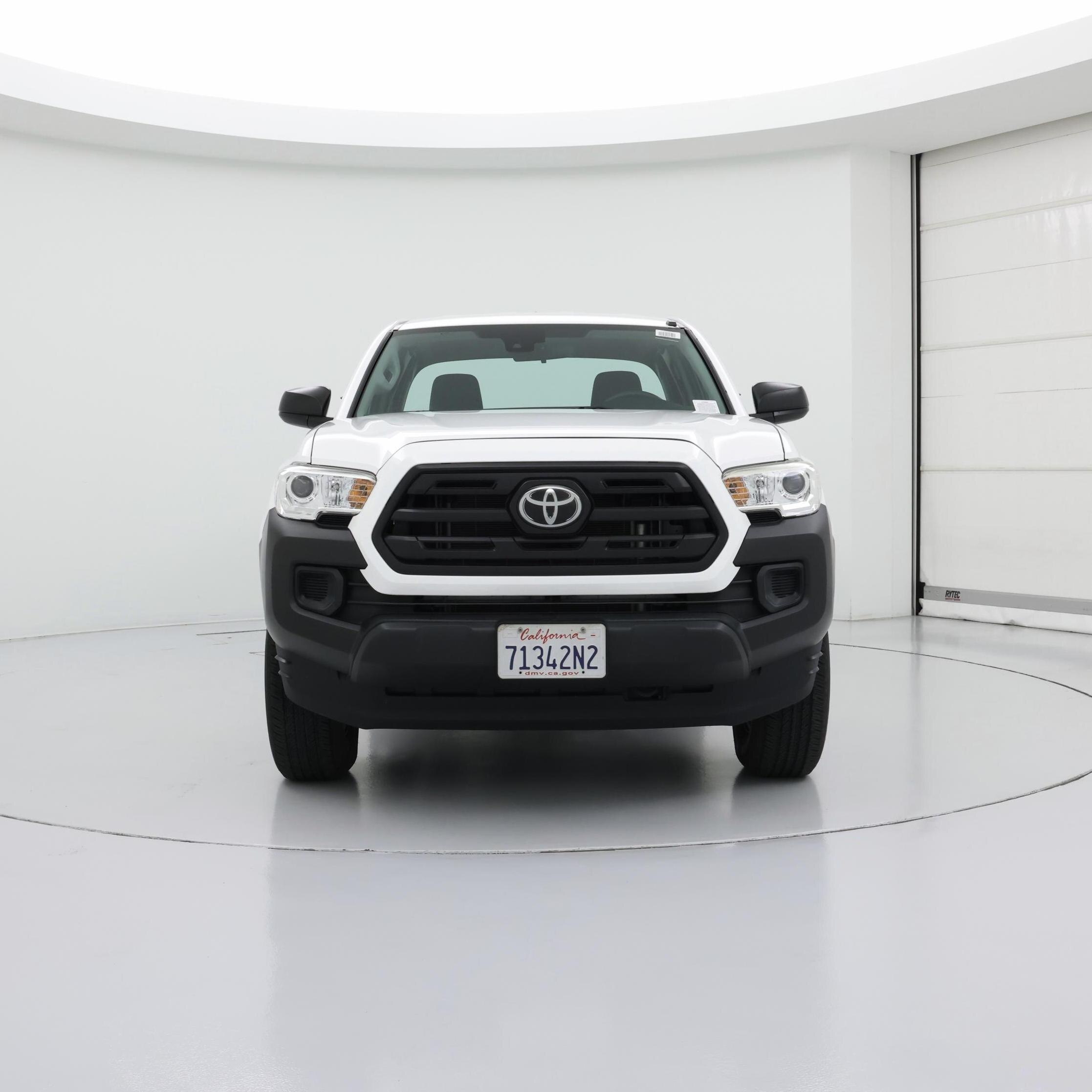 Thumbnail: 2018 Toyota Tacoma - 5