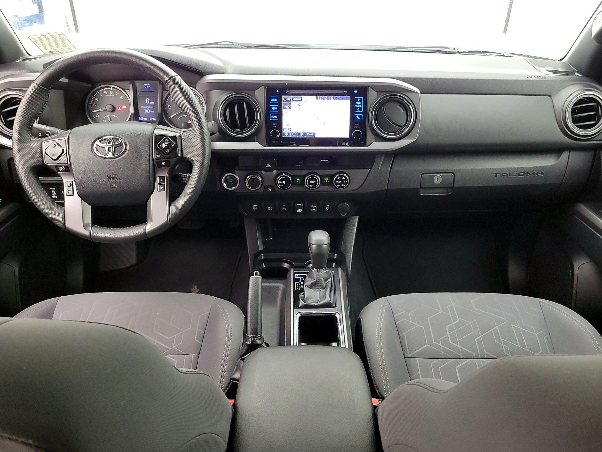 Thumbnail: 2018 Toyota Tacoma - 9