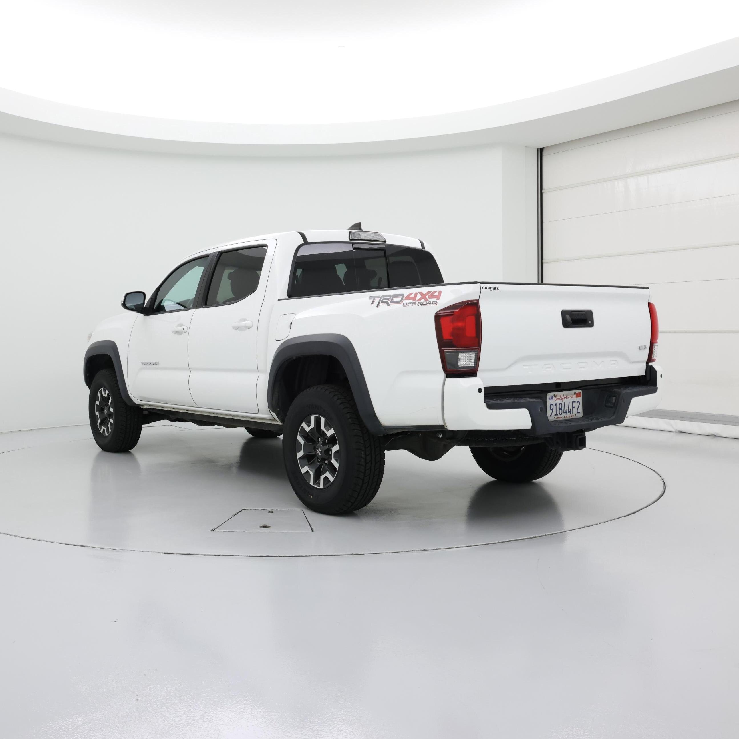 Thumbnail: 2018 Toyota Tacoma - 2