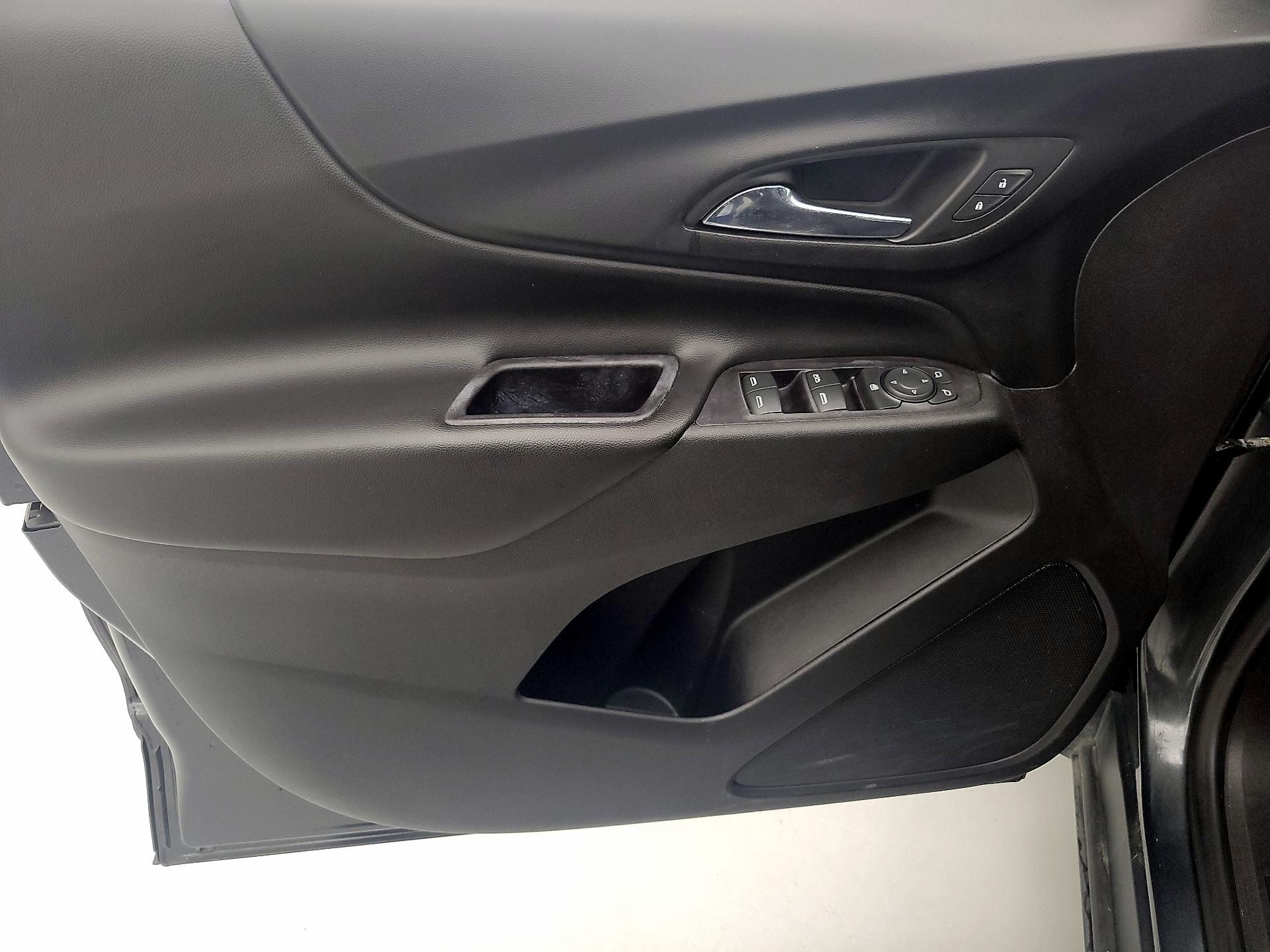 Thumbnail: 2020 Chevrolet Equinox - 12