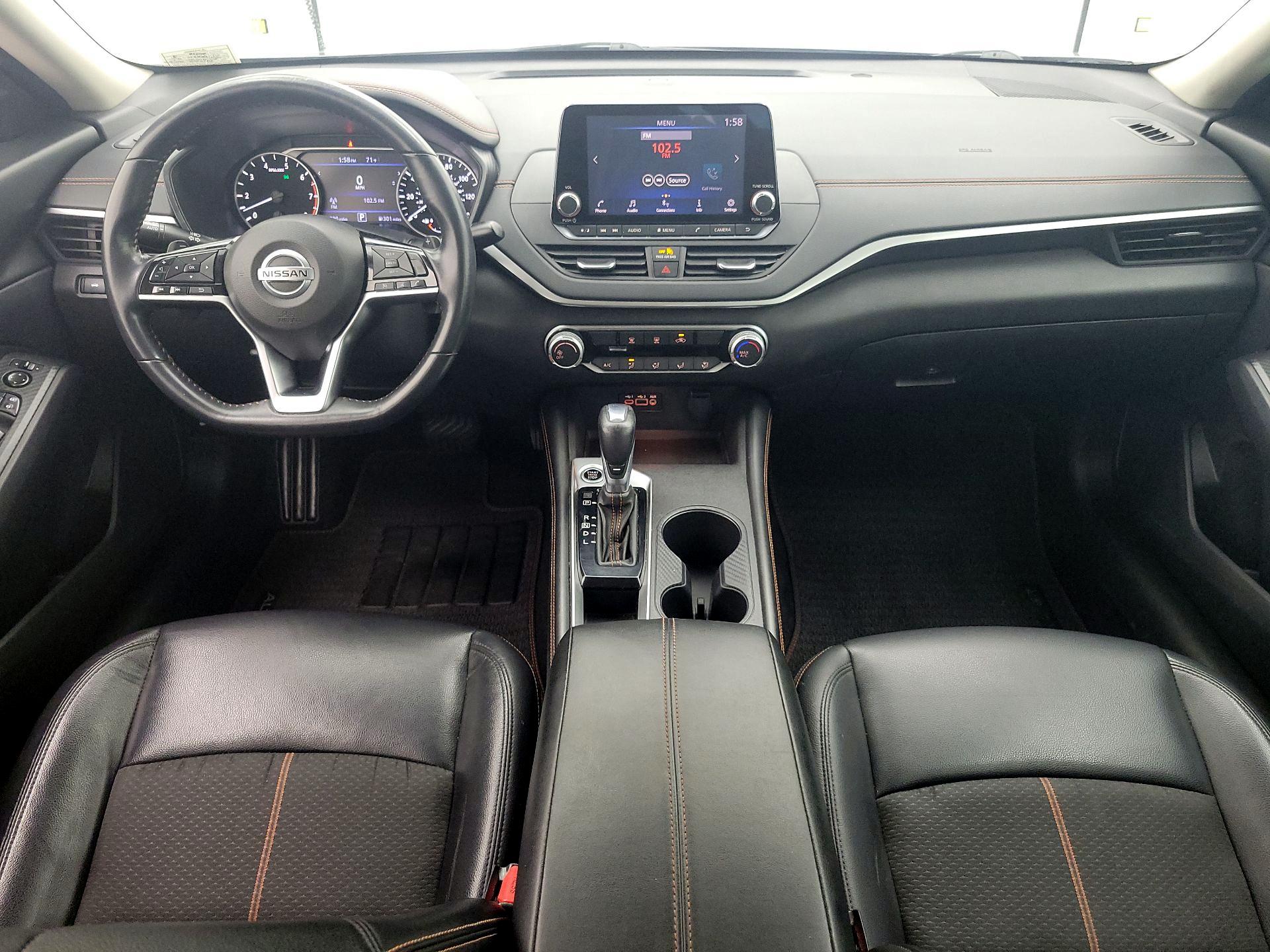 Thumbnail: 2020 Nissan Altima - 9
