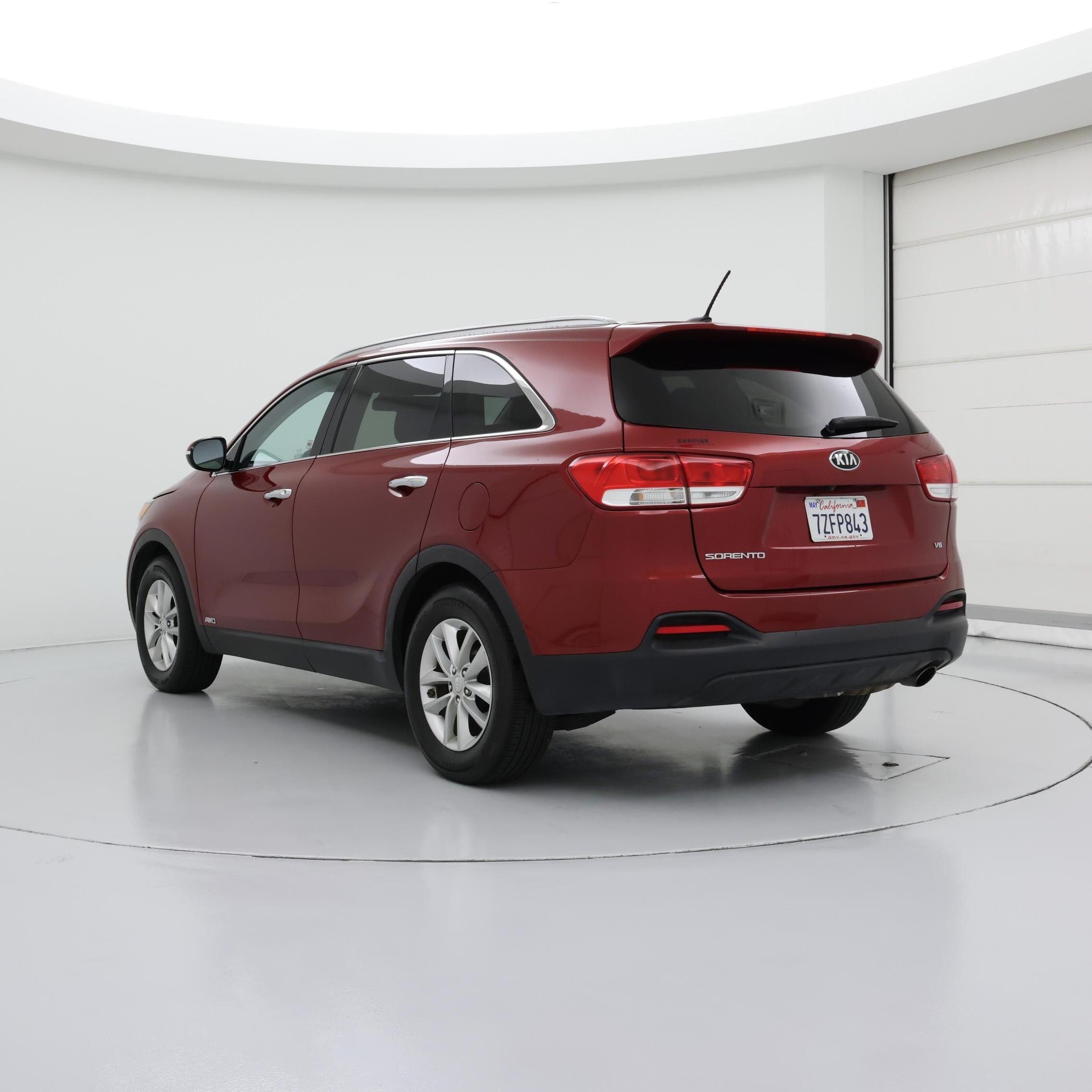 Thumbnail: 2017 Kia Sorento - 2