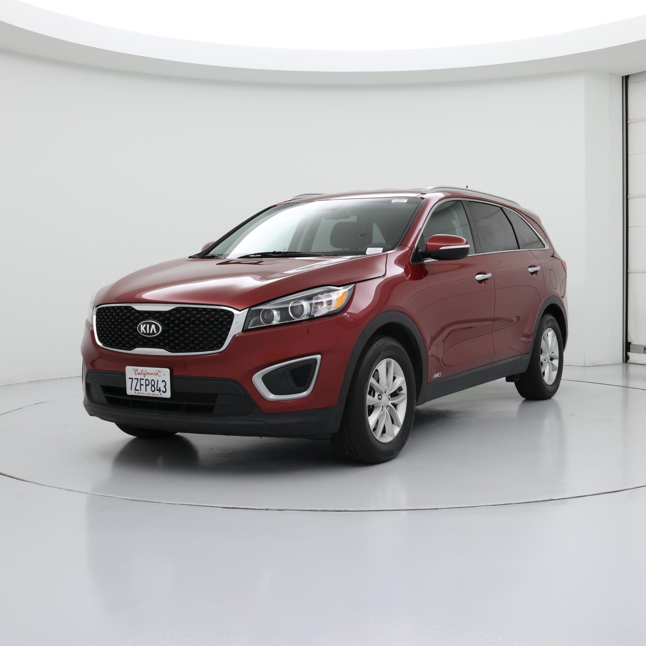 Thumbnail: 2017 Kia Sorento - 4