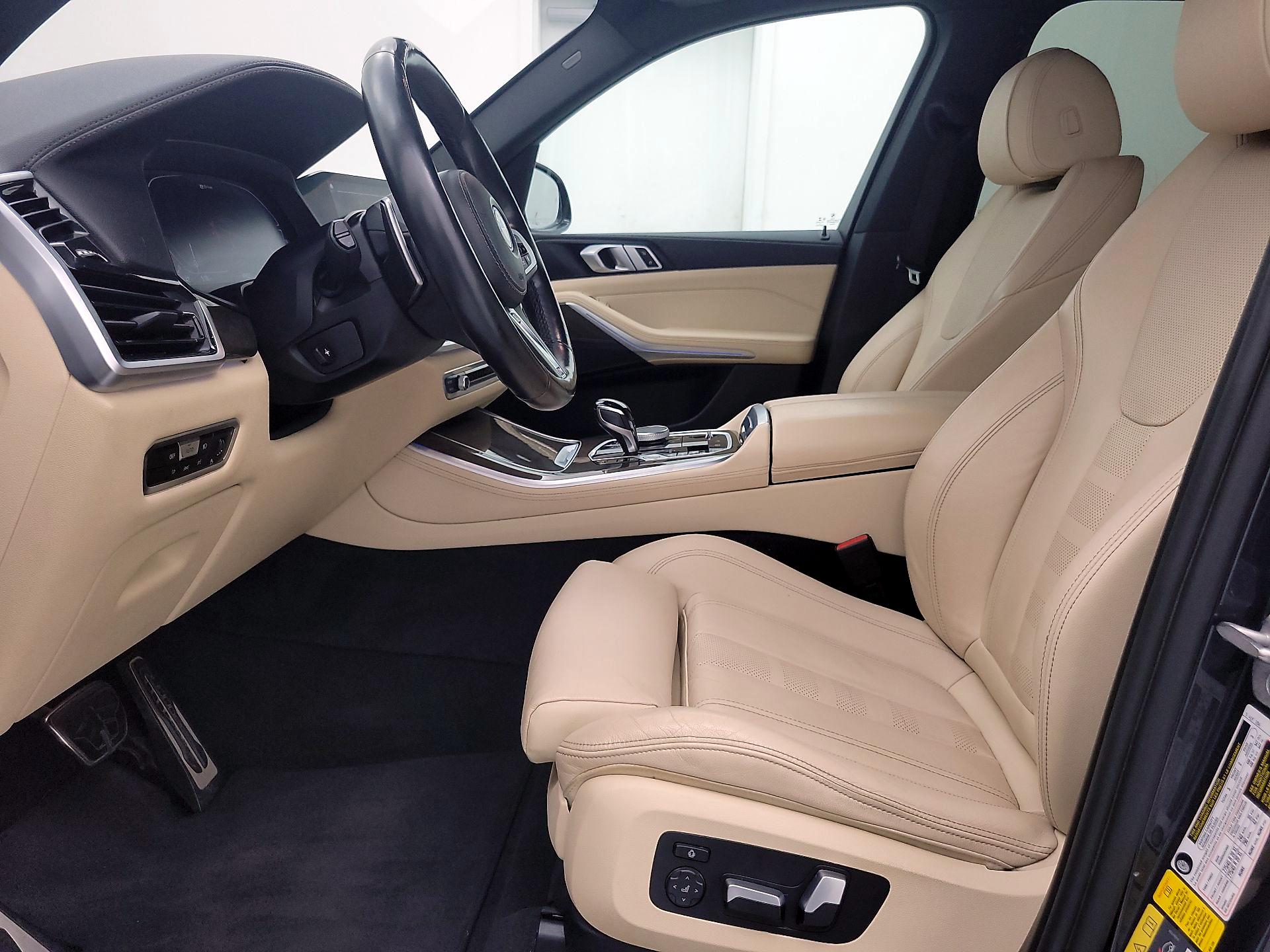 Thumbnail: 2022 BMW X5 - 11